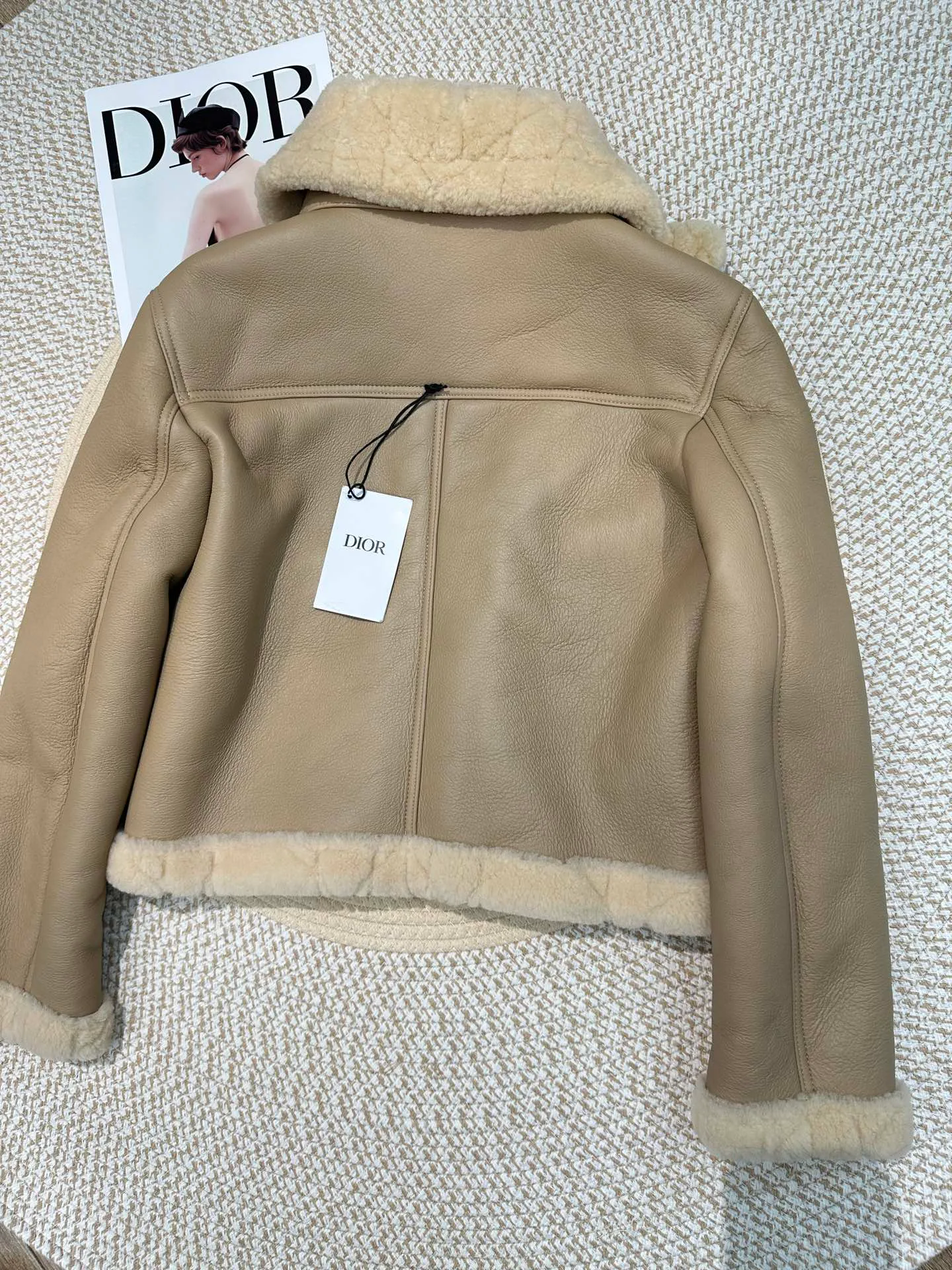 Кожаные Куртки И Дублёнки Женские Christian Dior 1069507