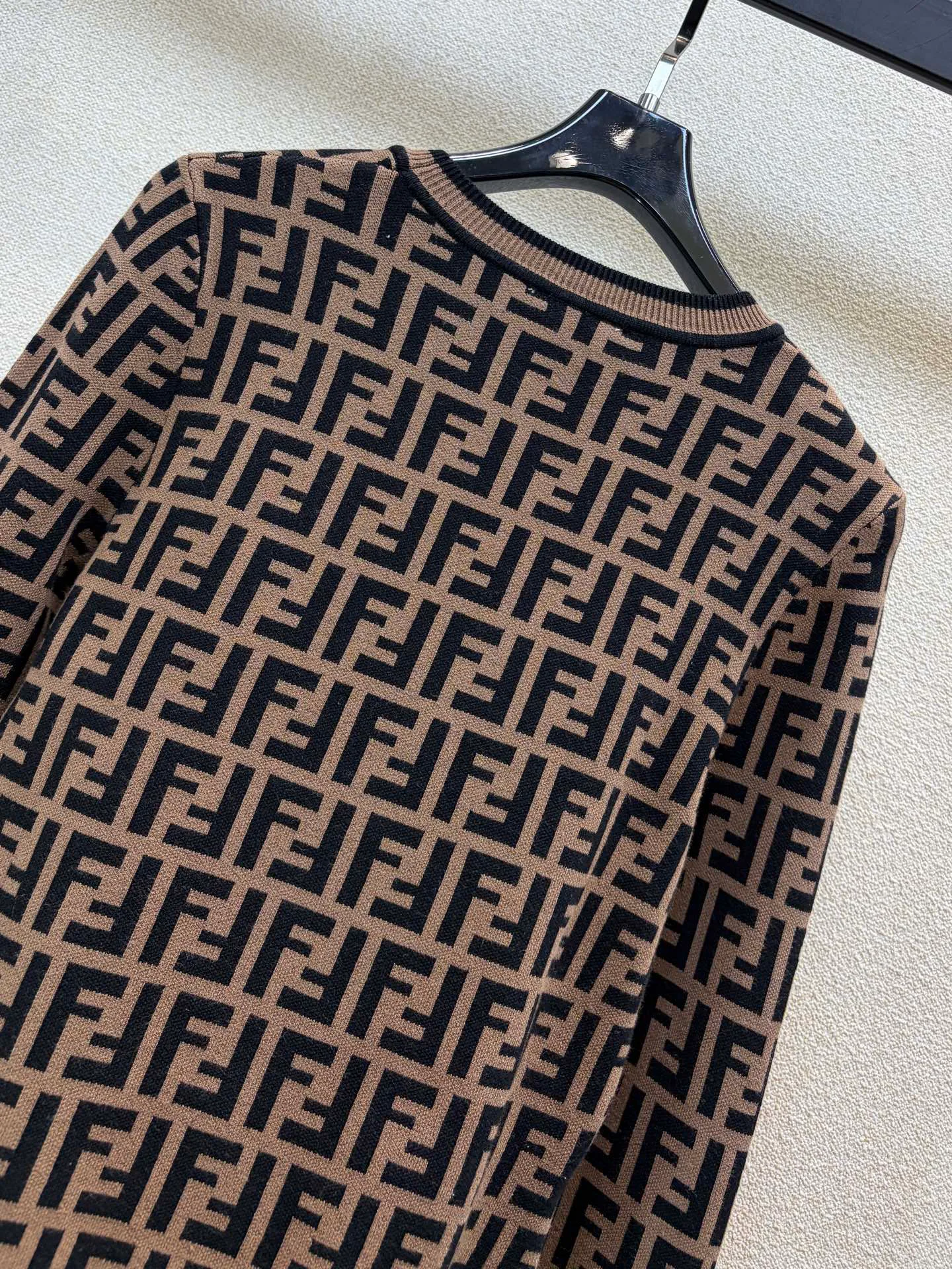Джемперы И Свитеры Женские Fendi 18128354