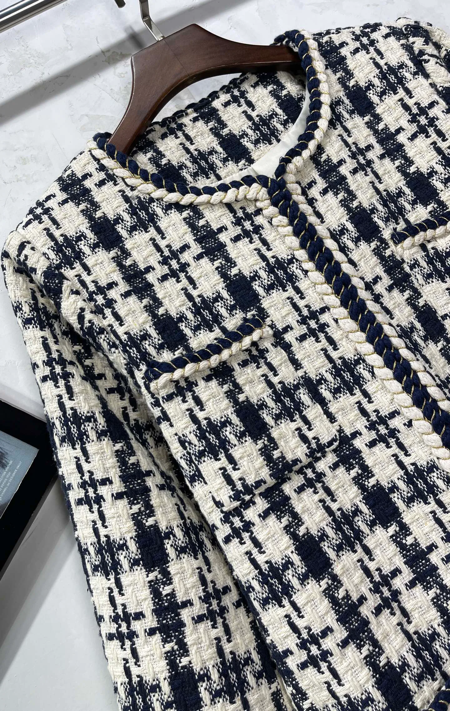 Куртки И Пуховики Женские Chanel 856169