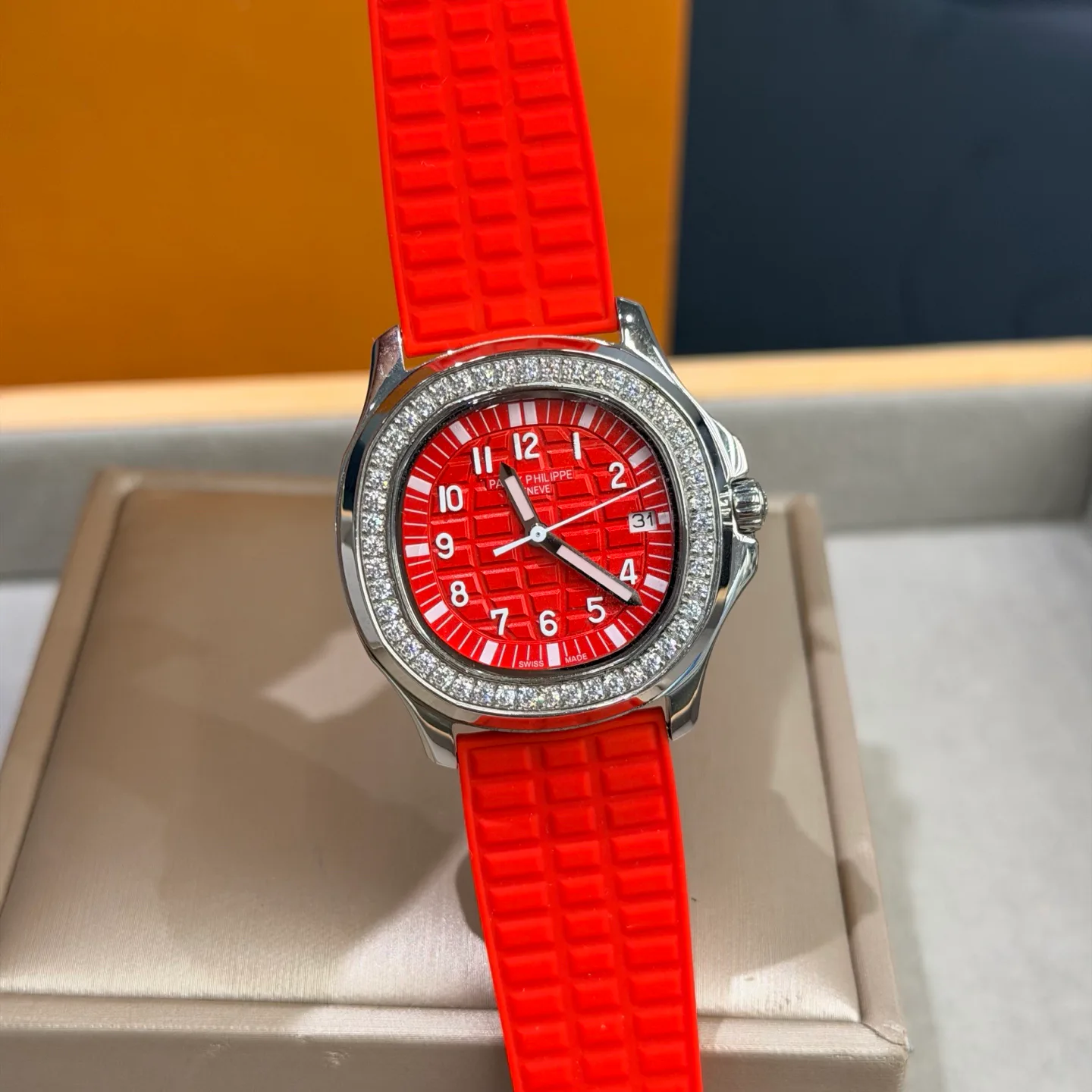 Часы Женские Patek Philippe 17800707
