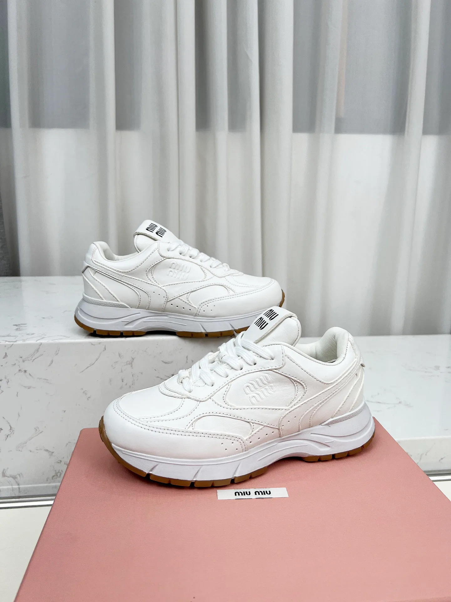 Кроссовки Женские Miu Miu 12799594