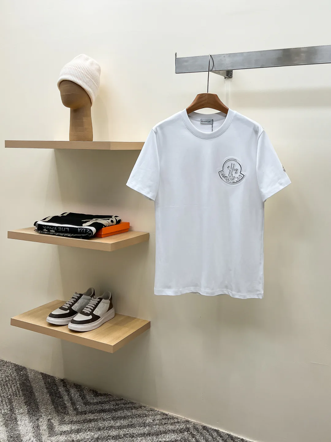 Футболки Женские Moncler 11415751