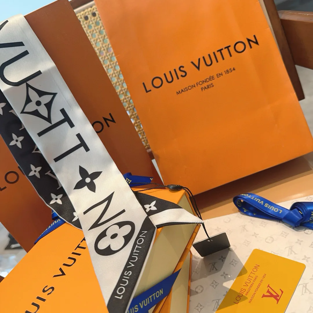 Платки Louis Vuitton 12918478