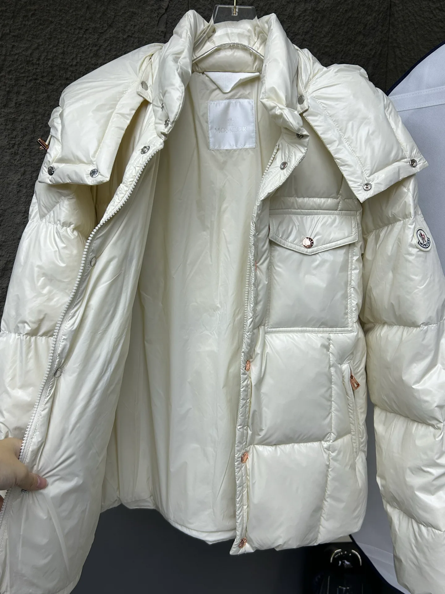 Куртки И Пуховики Женские Moncler 2116214
