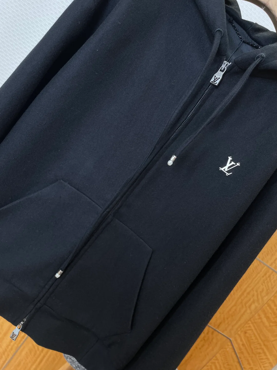 Куртки И Пуховики Мужские Louis Vuitton 5877517