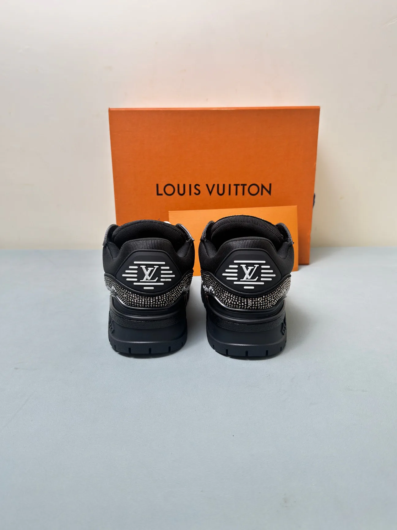 Кроссовки Женские Louis Vuitton 378082