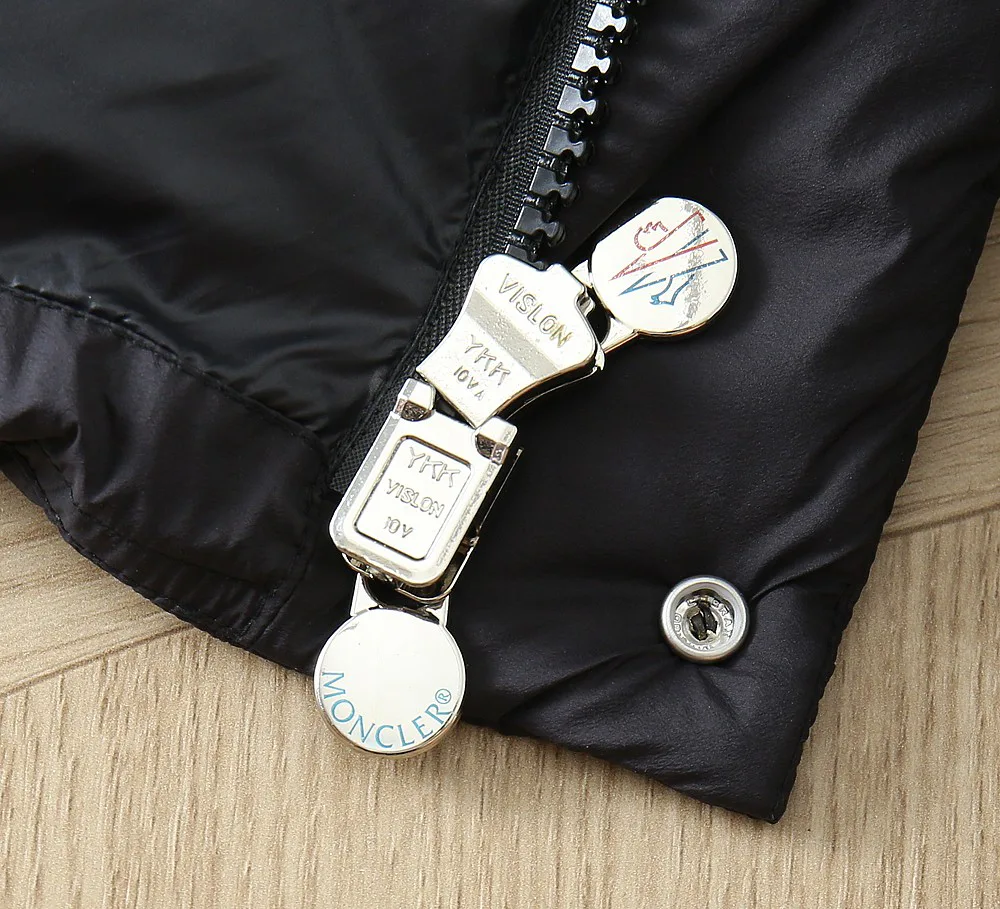 Куртки И Пуховики Женские Moncler 18729136