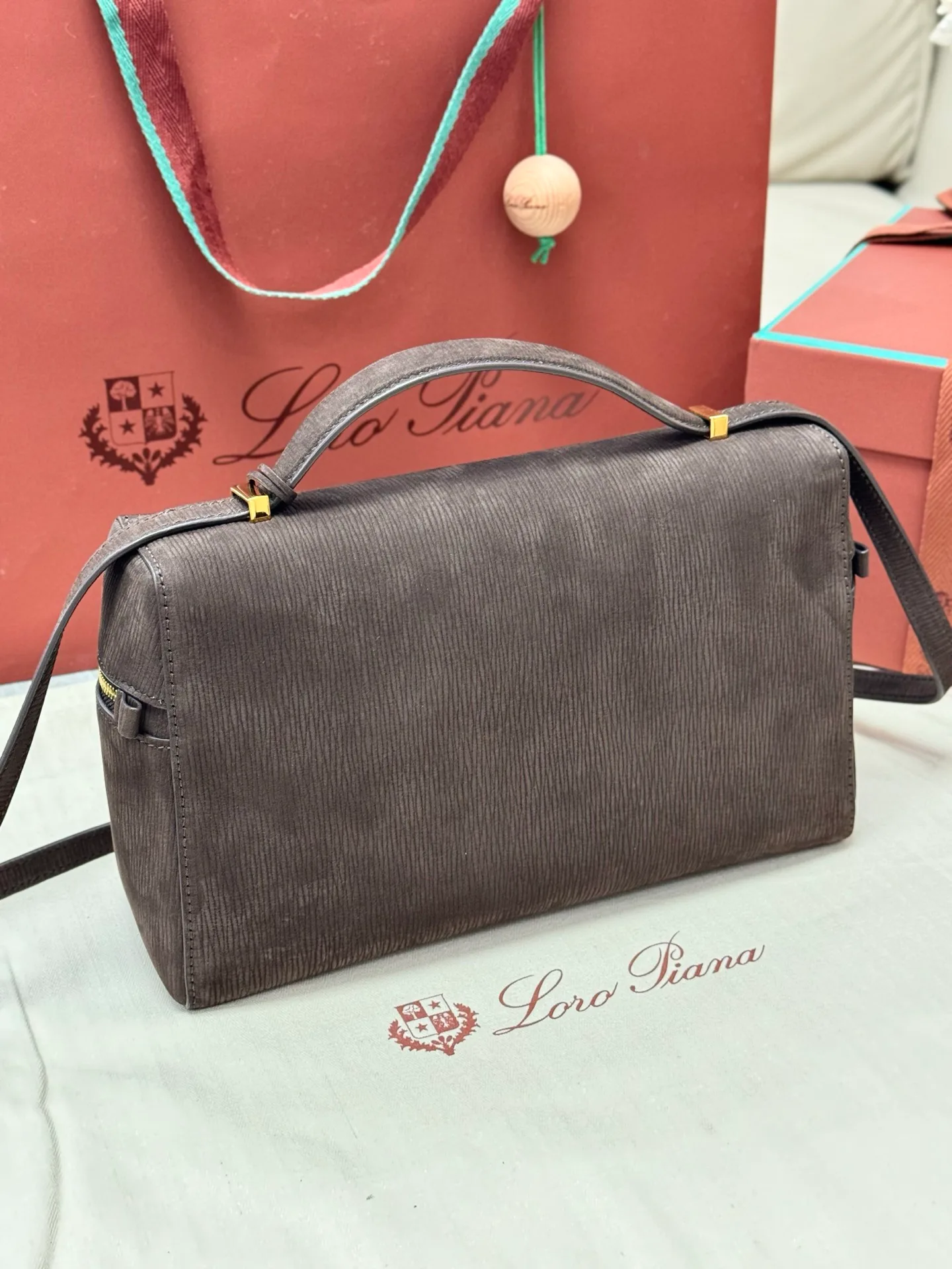 Классические Сумки Женские Loro Piana 17565037