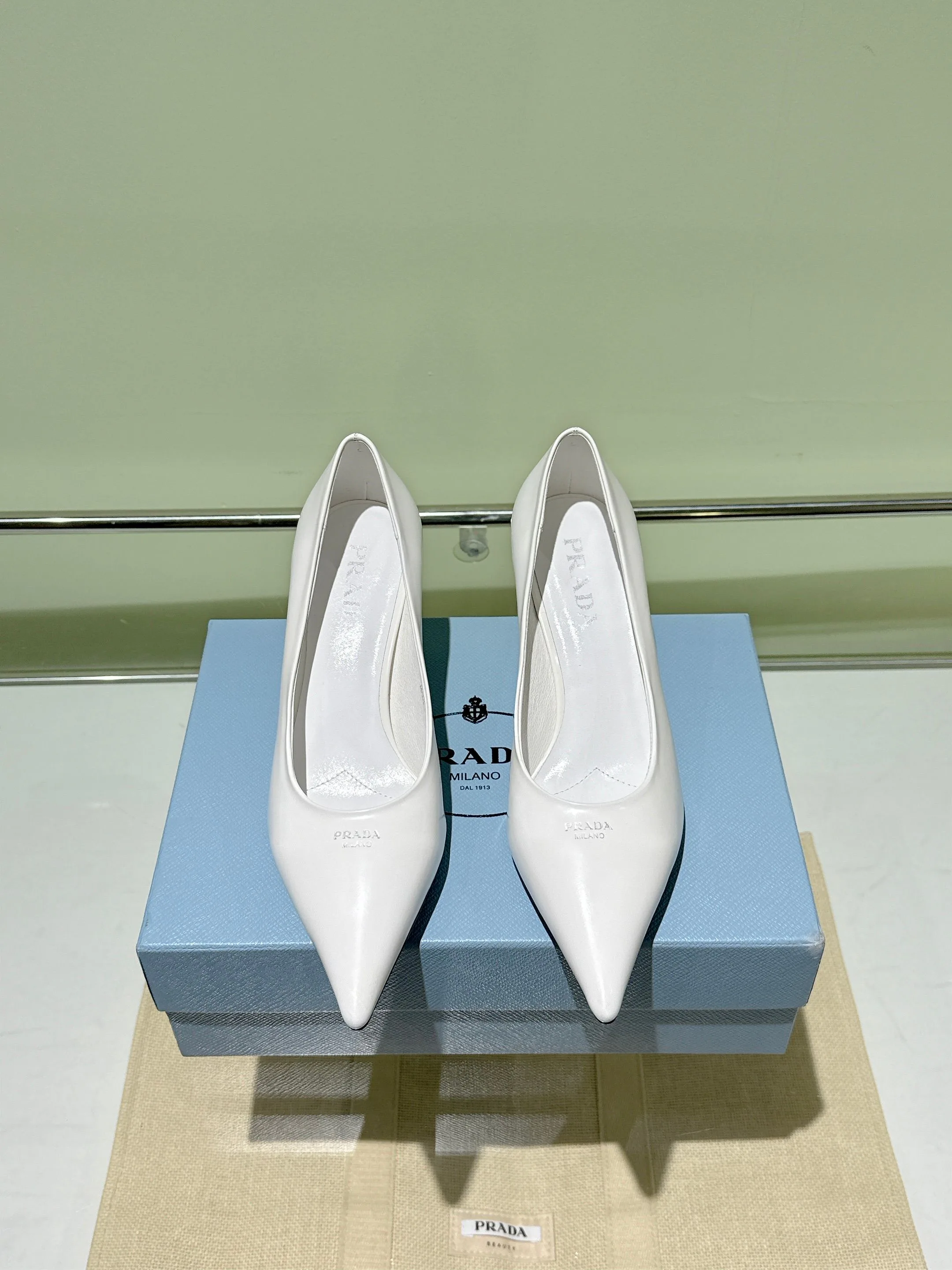 Туфли Женские Prada 18083947