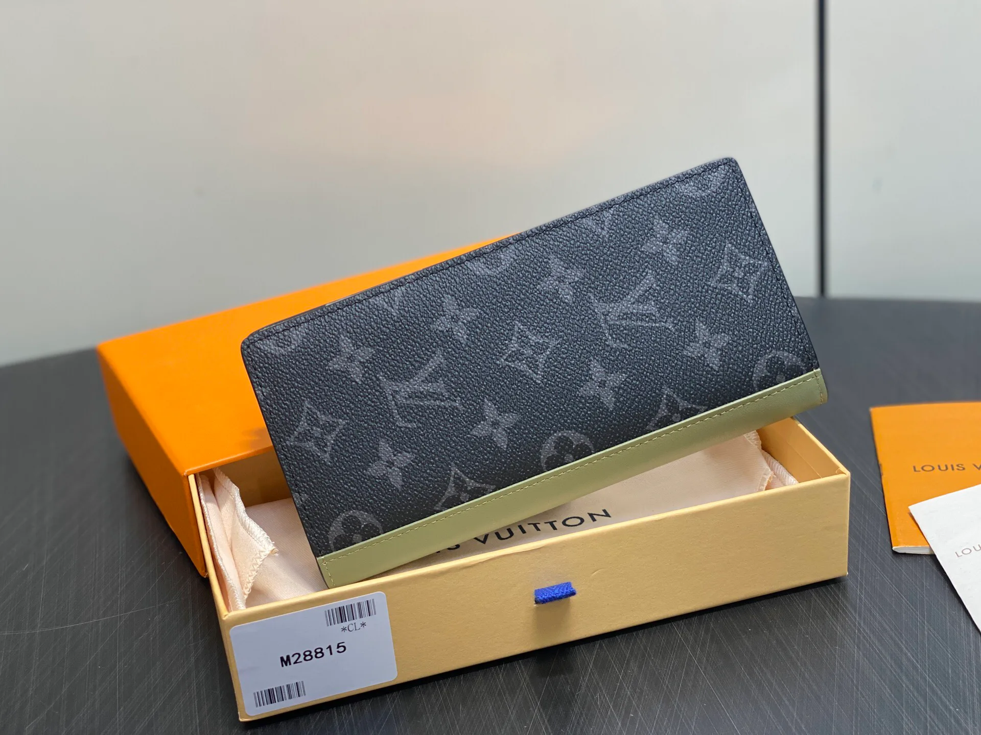 Клатчи Женские Louis Vuitton 17499402