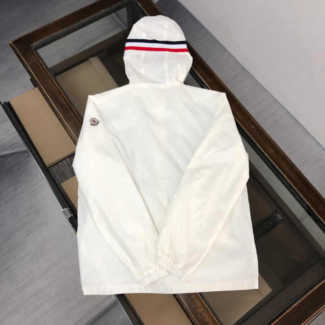 Куртки И Пуховики Женские Moncler 9906963