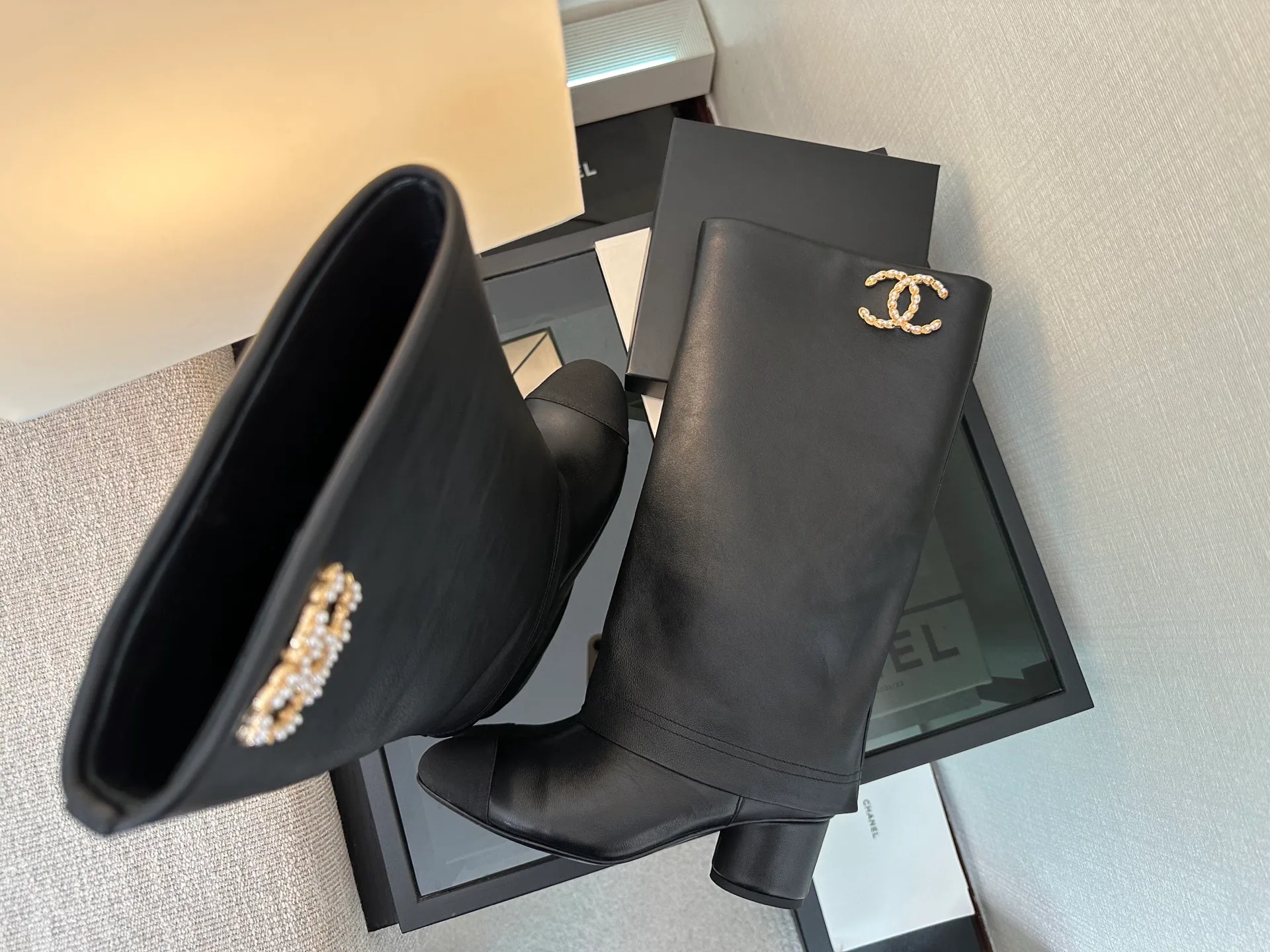 Сапоги Женские Chanel 18198954