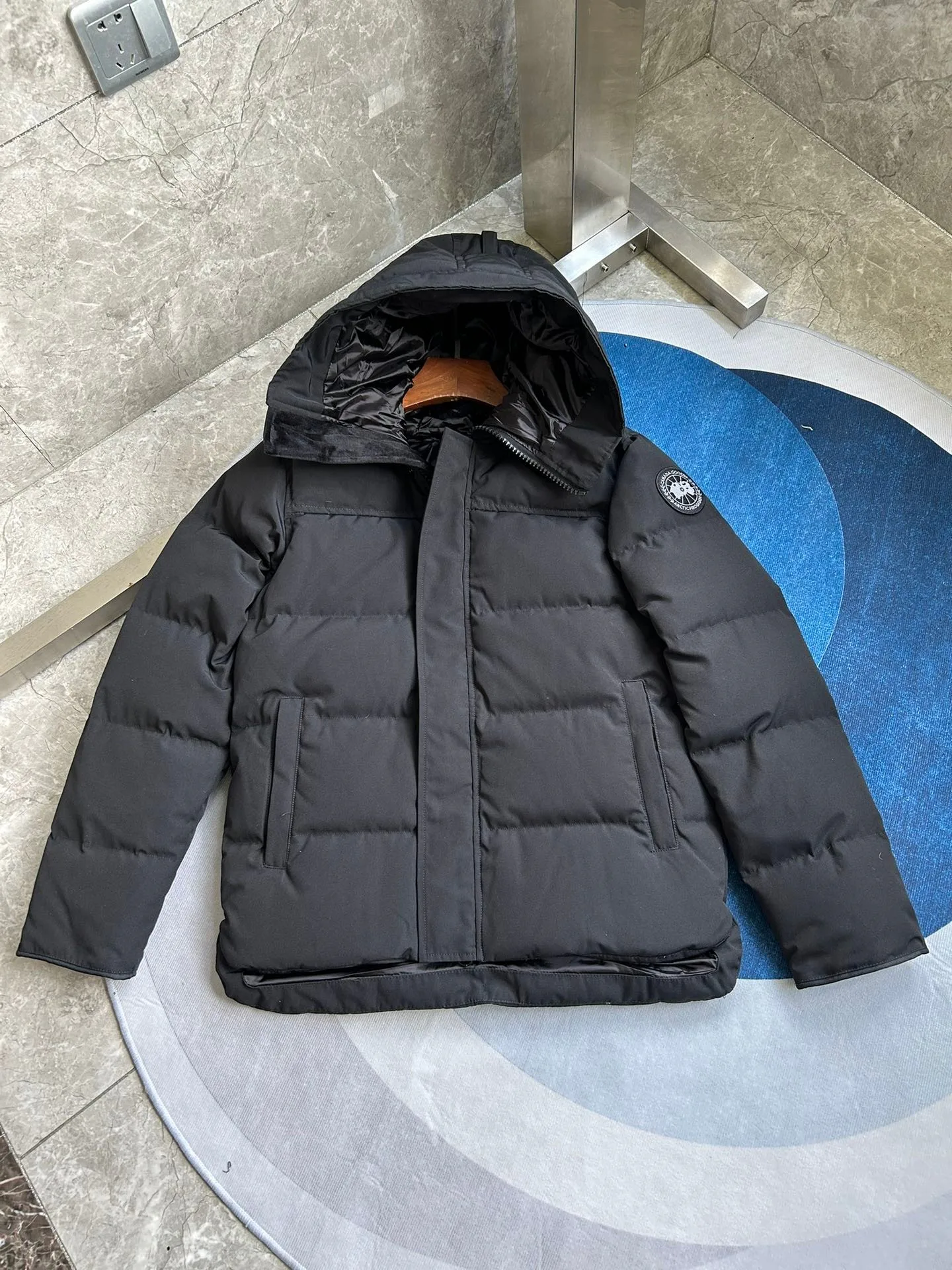 Куртки И Пуховики Женские Canada Goose 18111612