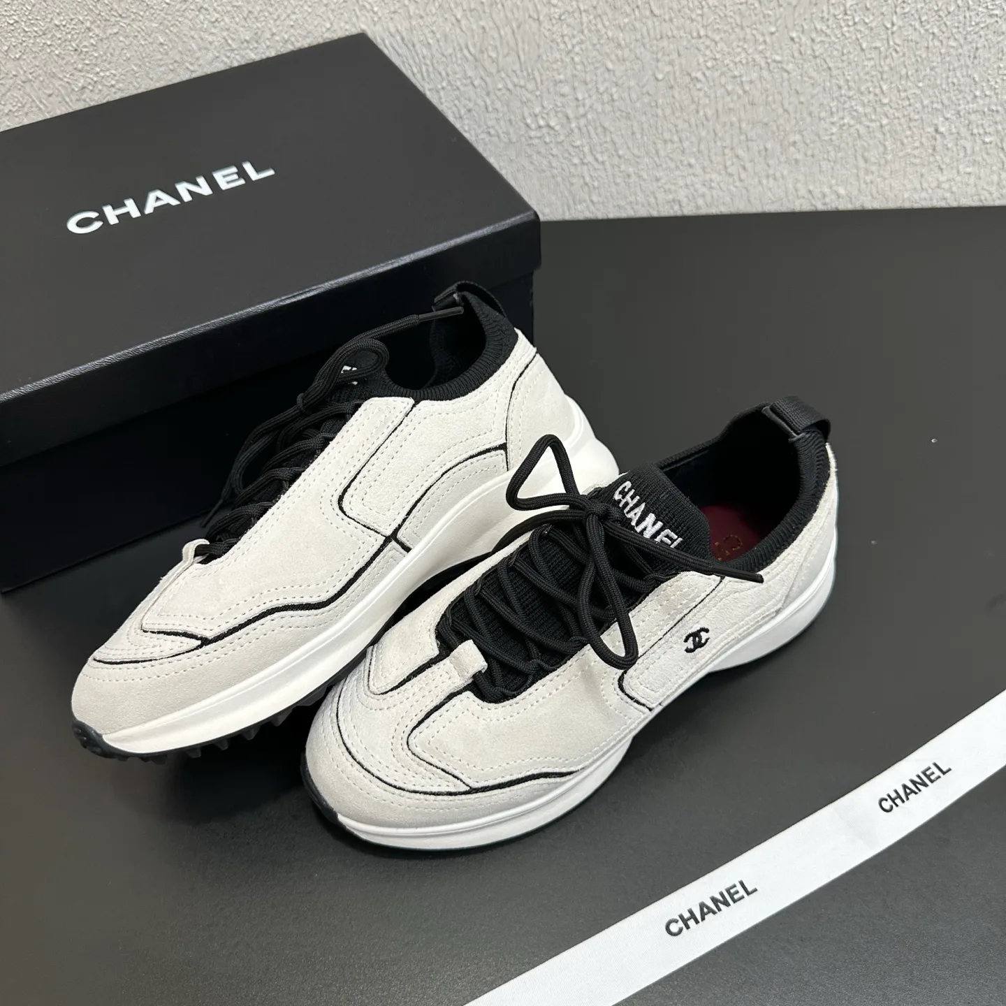 Кроссовки Женские Chanel 17934452