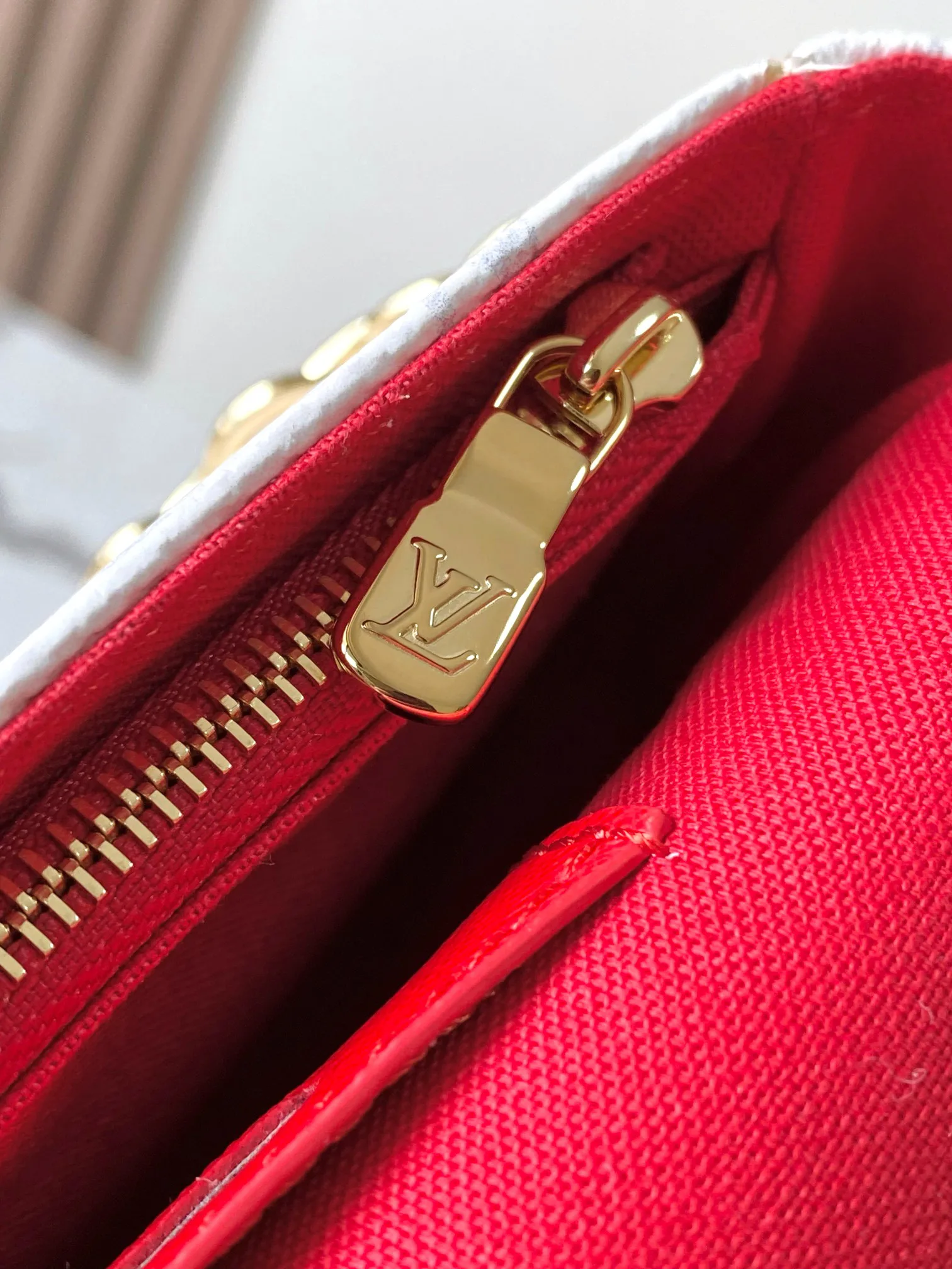 Сумки На Ремне Женские Louis Vuitton 83409