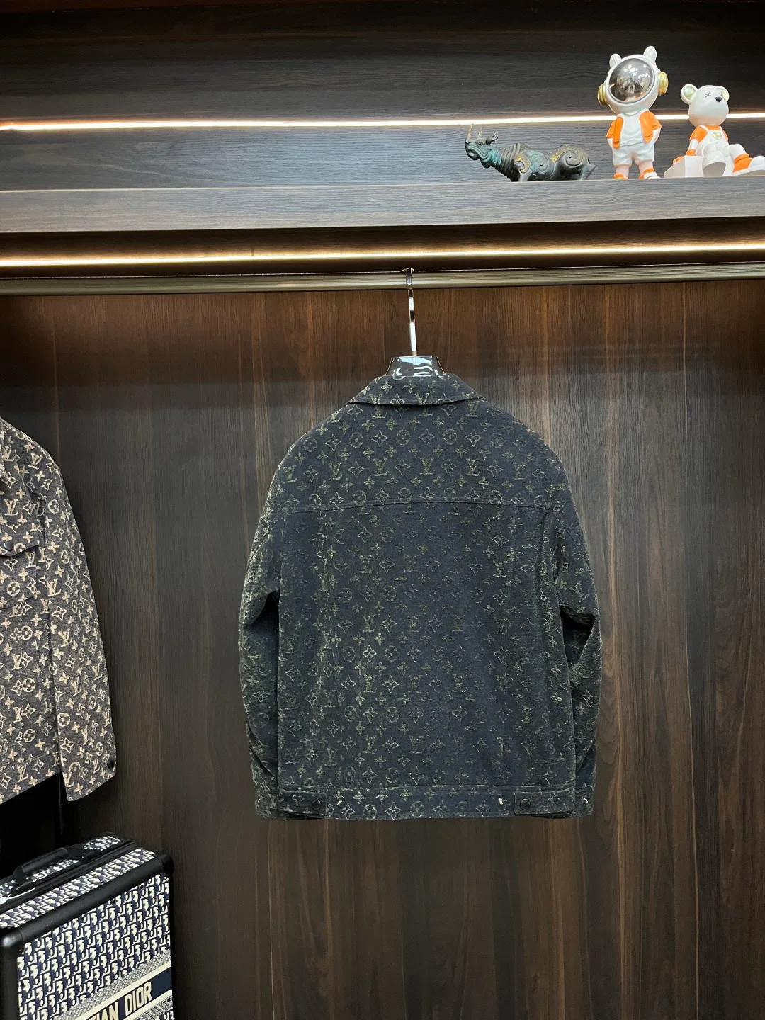 Куртки И Пуховики Мужские Louis Vuitton 492995