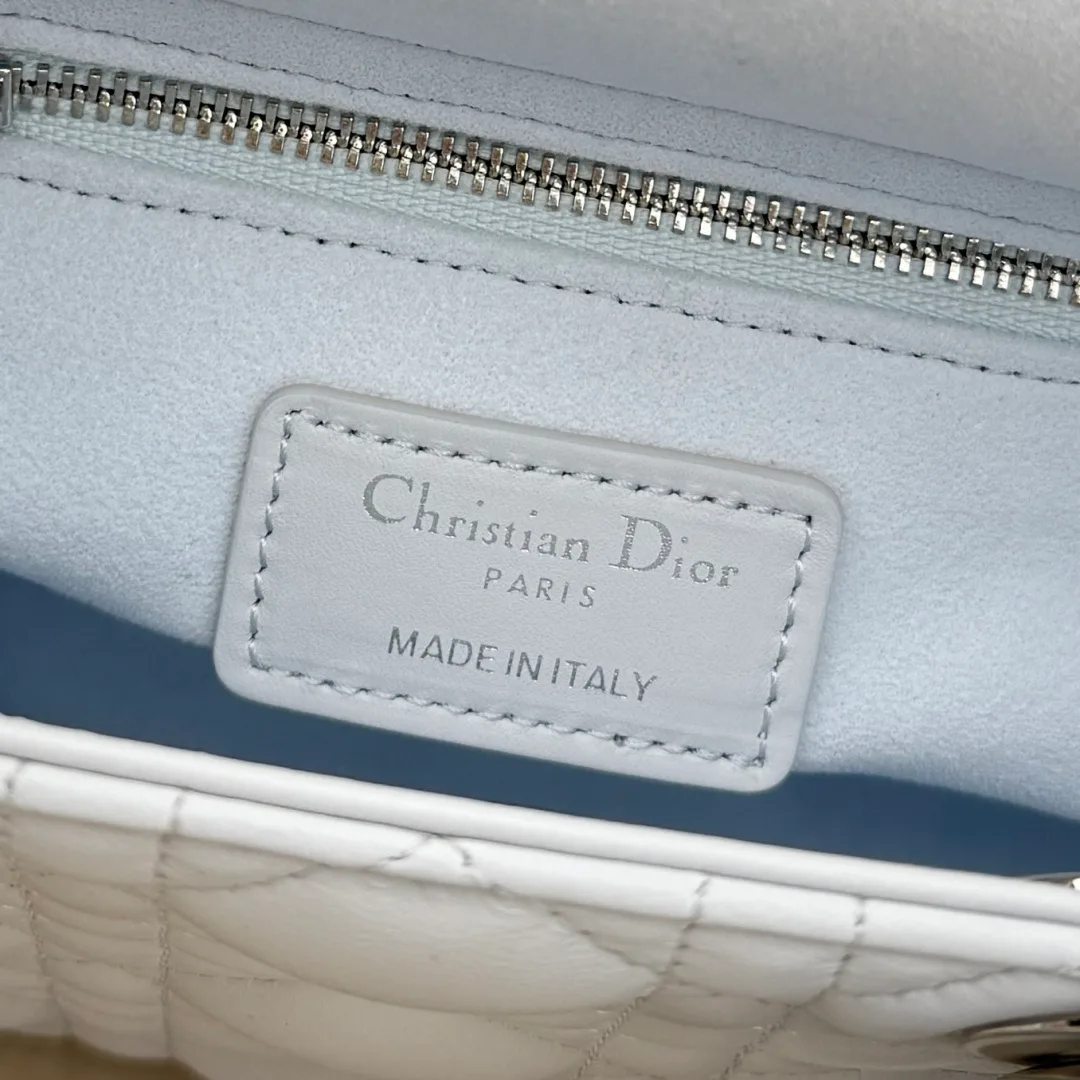 Классические Сумки Женские Christian Dior 18116221