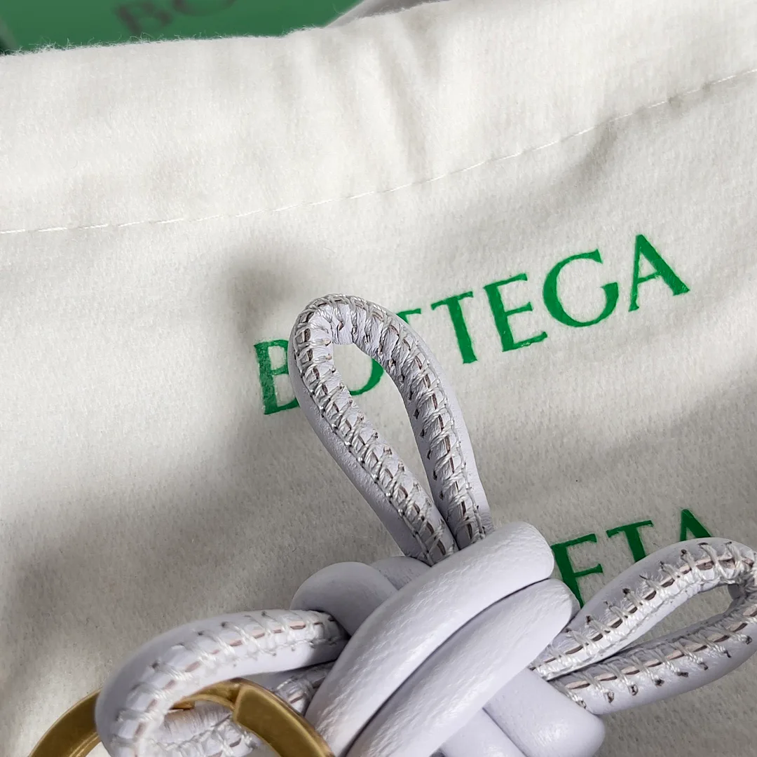 Ключницы Bottega Veneta 595665