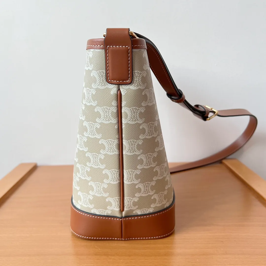 Классические Сумки Женские Celine 11692448