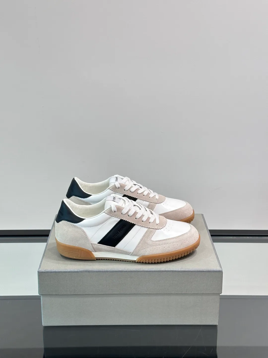 Кроссовки Мужские Tom Ford 35347