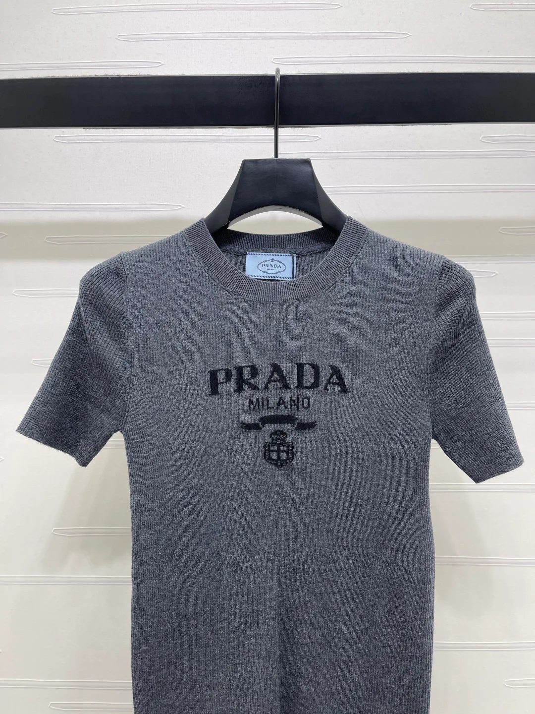 Топы Женские Prada 11748390