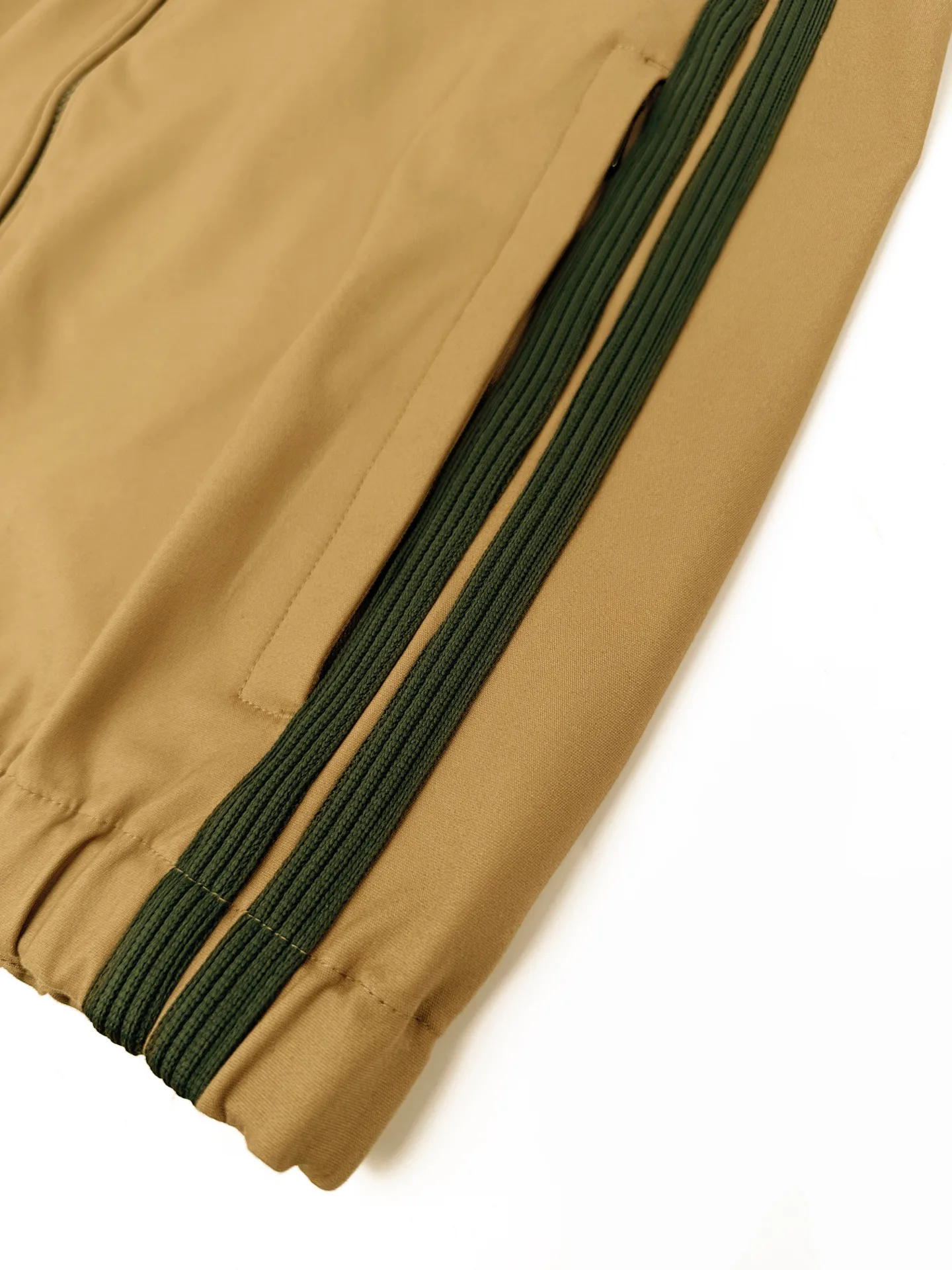 Куртки И Пуховики Женские Moncler 18487132