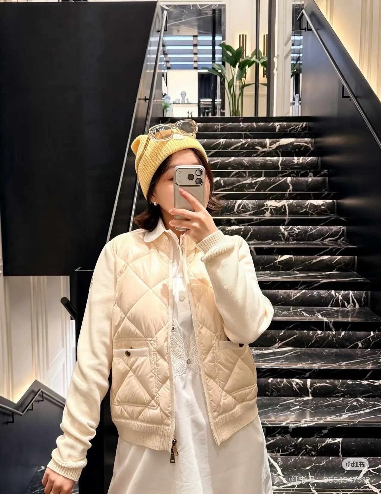 Куртки И Пуховики Женские Moncler 18108502