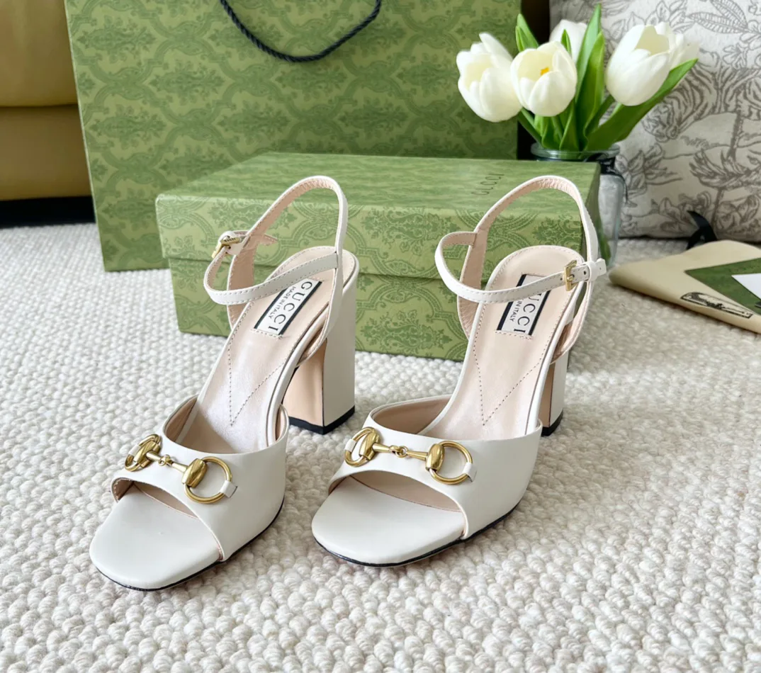 Босоножки Женские Gucci 17614719