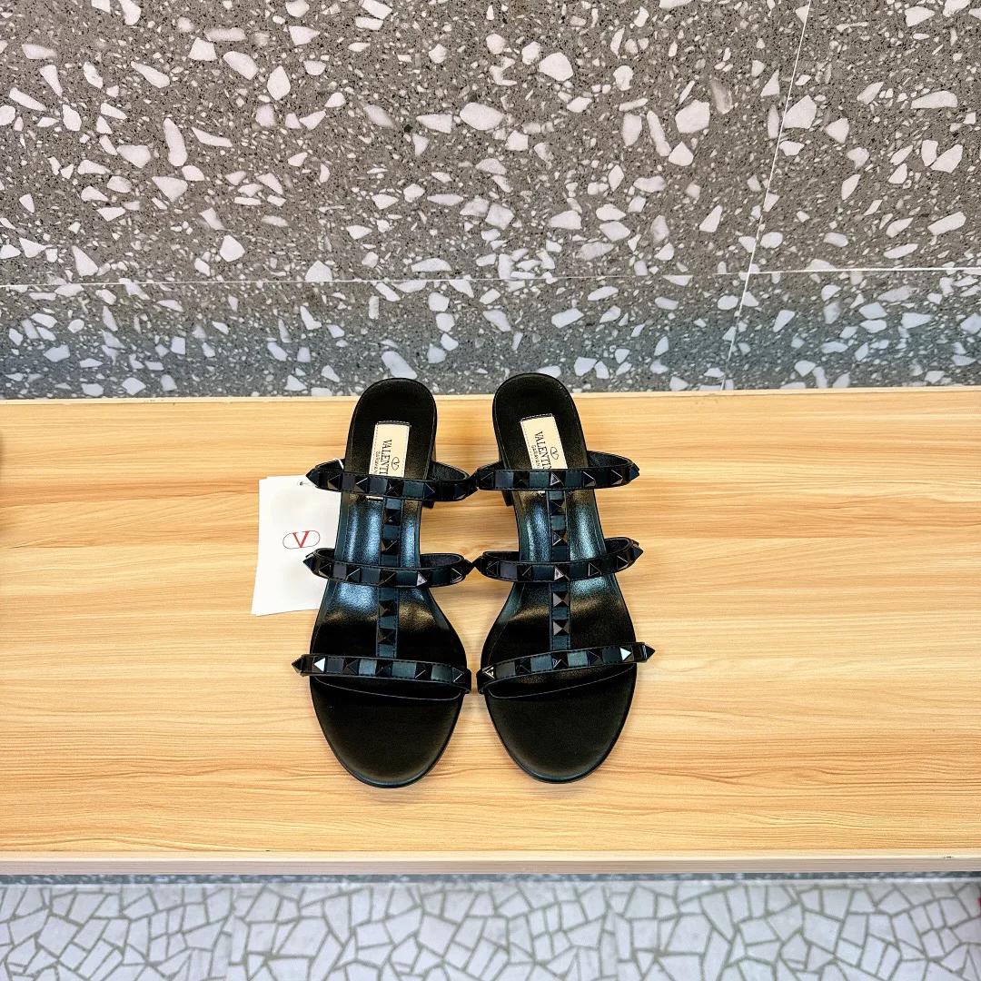 Босоножки Женские Valentino 10994216