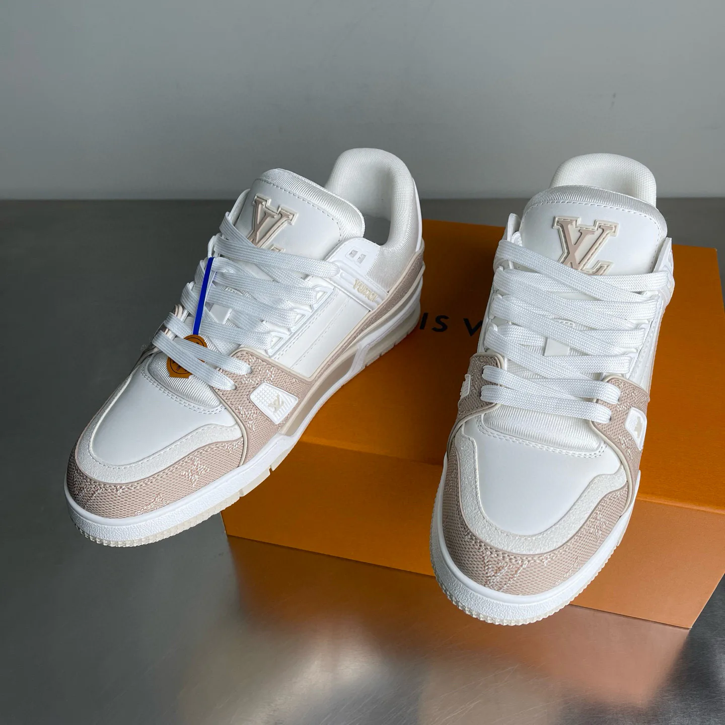 Кроссовки Мужские Louis Vuitton 11707421