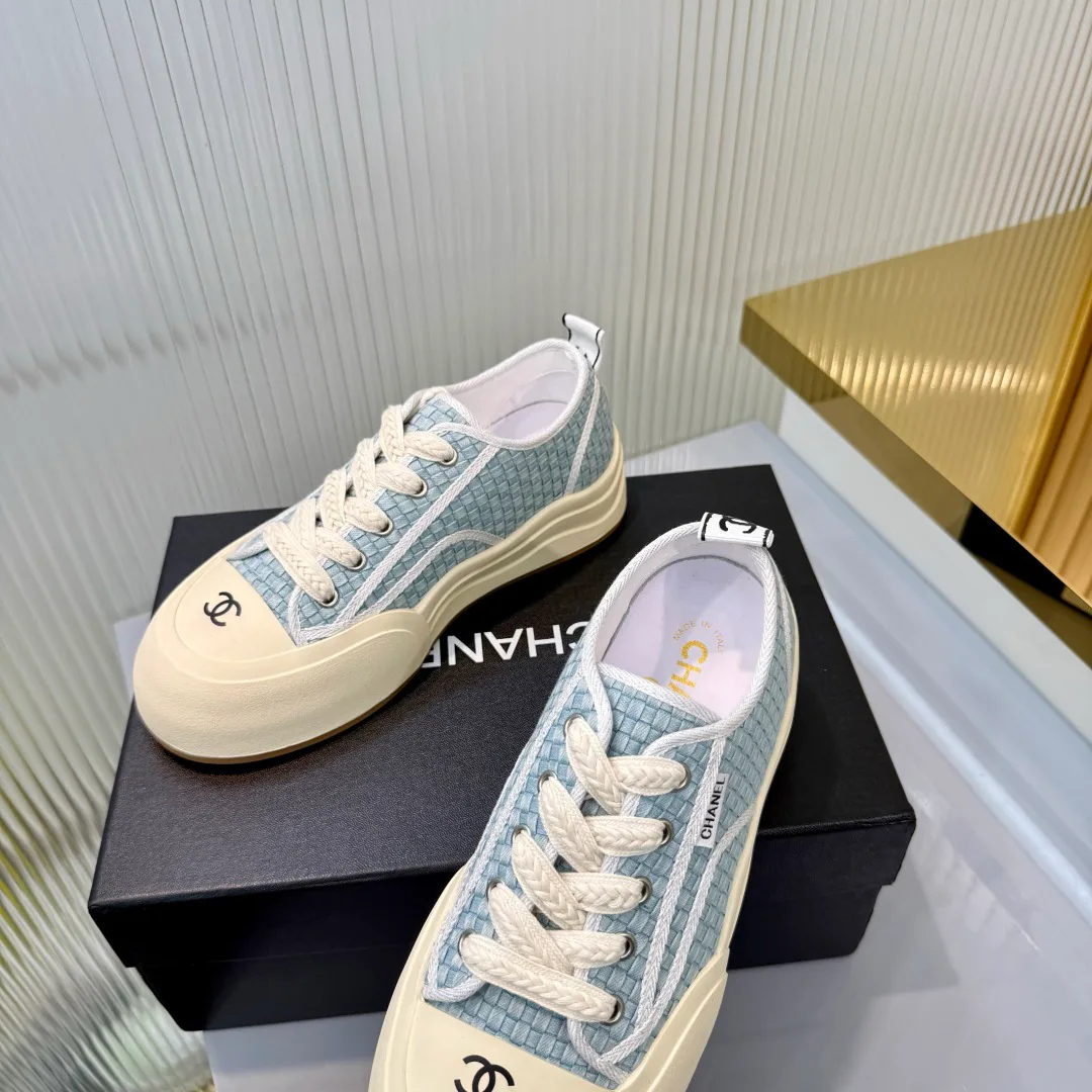 Кроссовки Женские Chanel 18366977