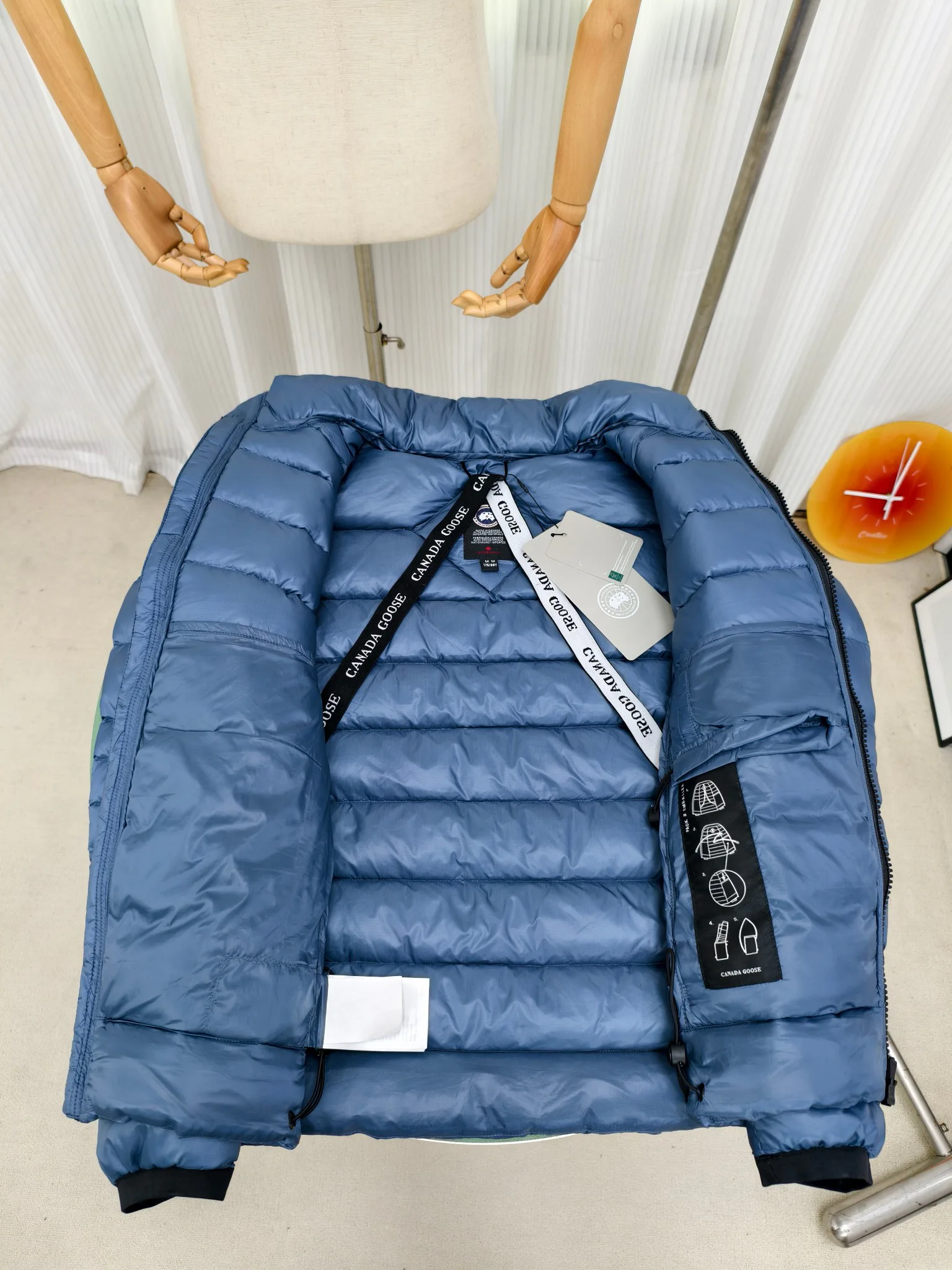 Куртки И Пуховики Женские Canada Goose 18926097