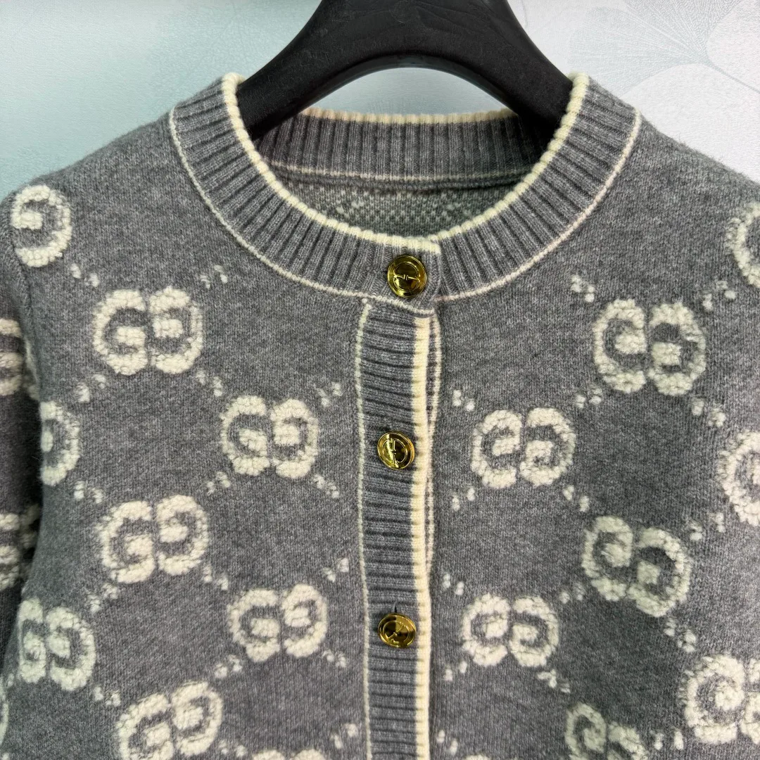 Джемперы И Свитеры Женские Gucci 18211539