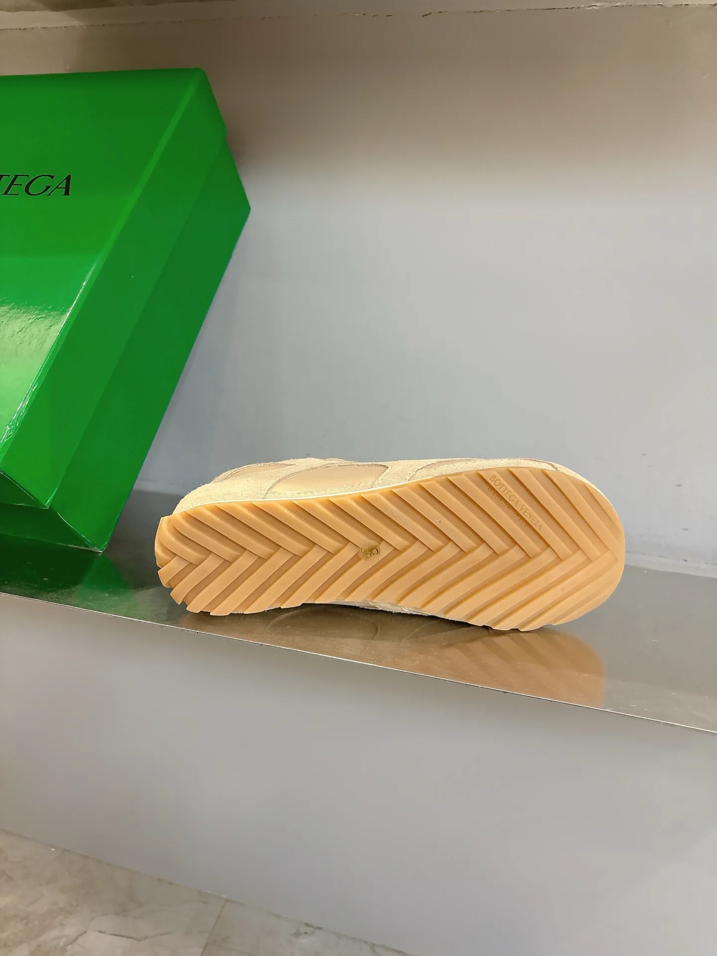 Кроссовки Женские Bottega Veneta 462700