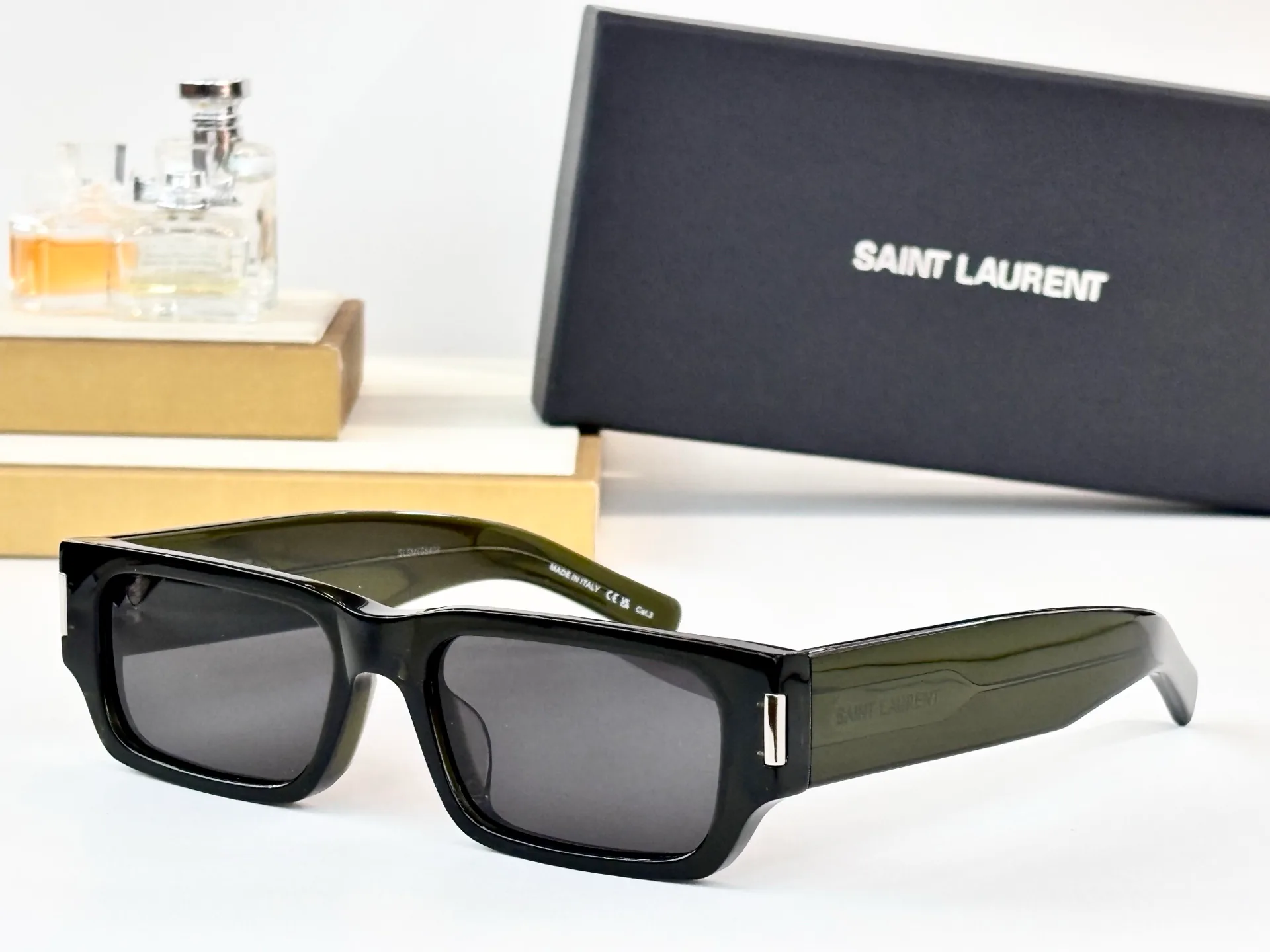 Очки Saint Laurent 12564451