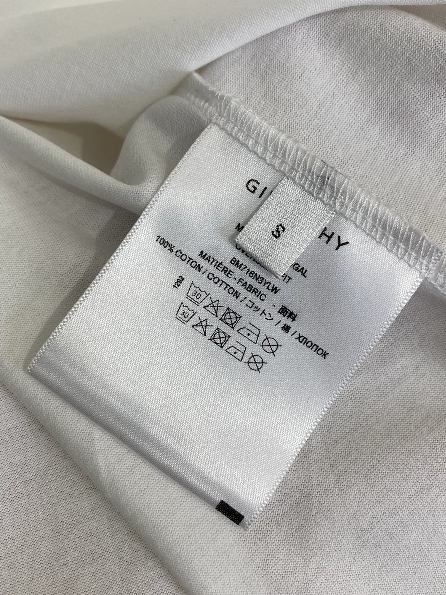 Футболки Женские Givenchy 33935