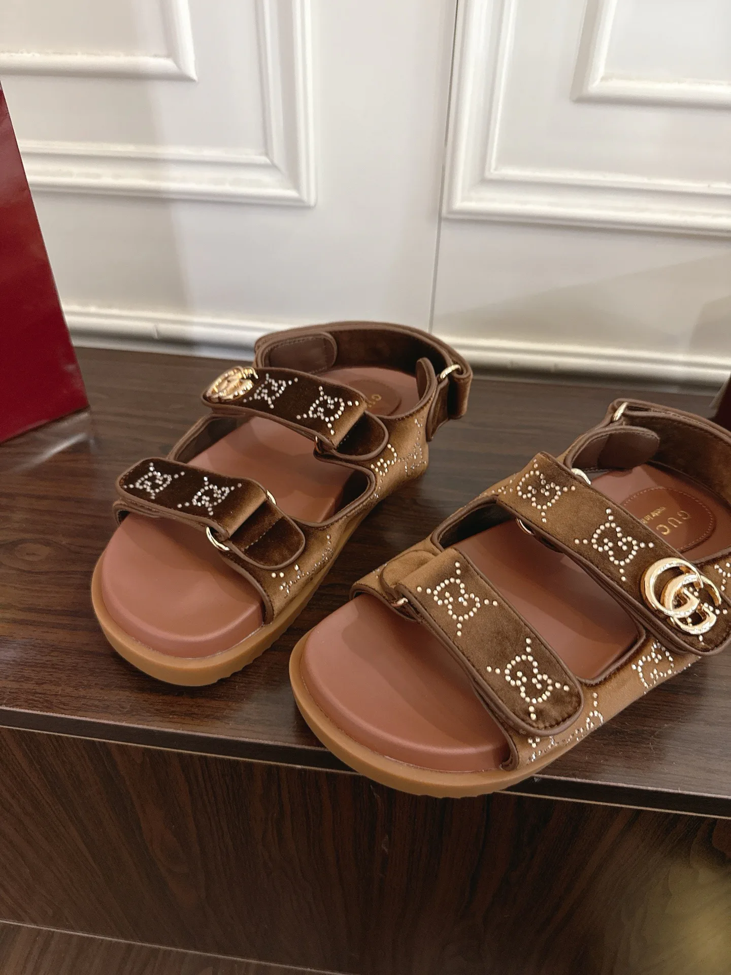 Сандалии Женские Gucci 13540609