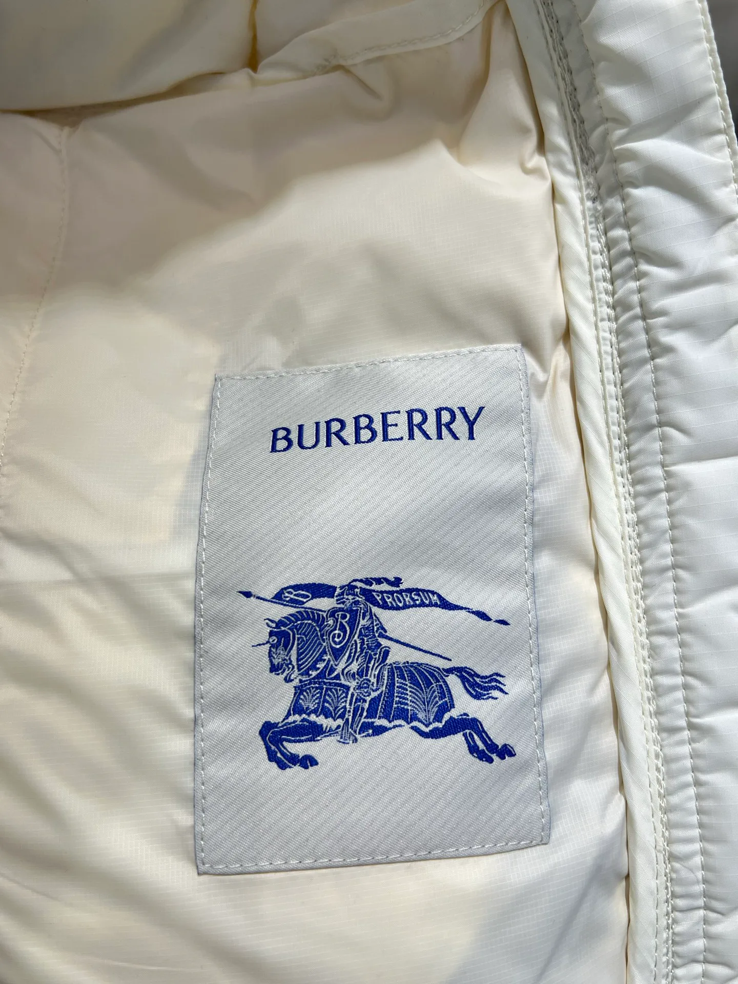 Куртки И Пуховики Женские Burberry 18296473