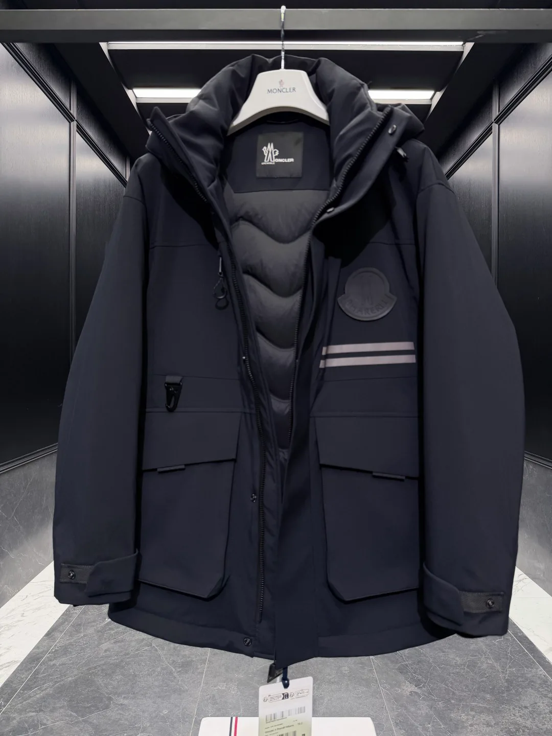 Куртки И Пуховики Мужские Moncler 870435