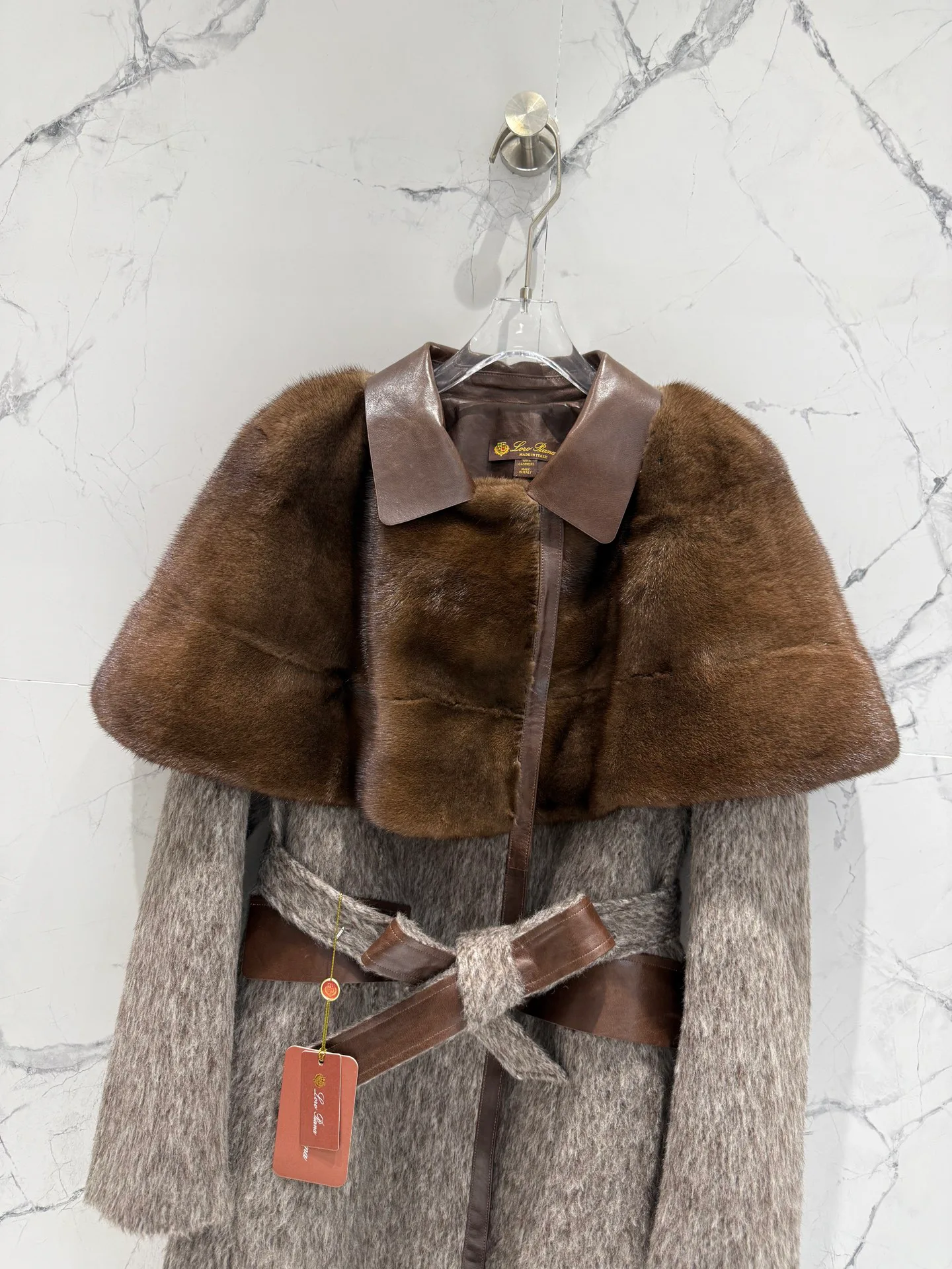 Шубы Женские Loro Piana 18082842