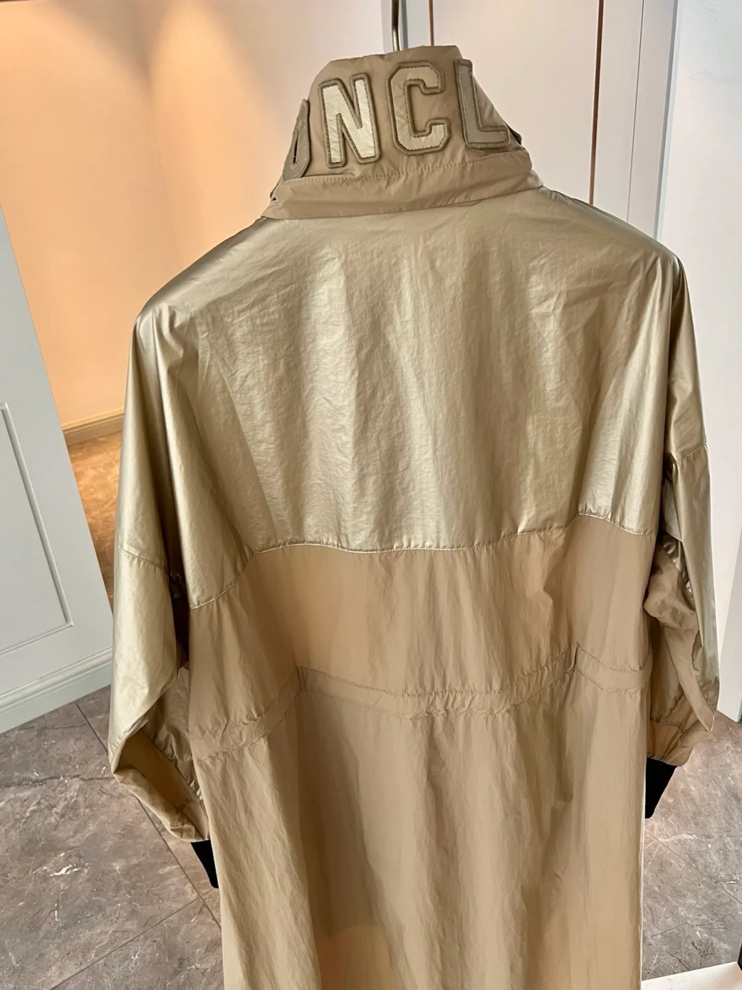 Куртки И Пуховики Женские Moncler 11489415