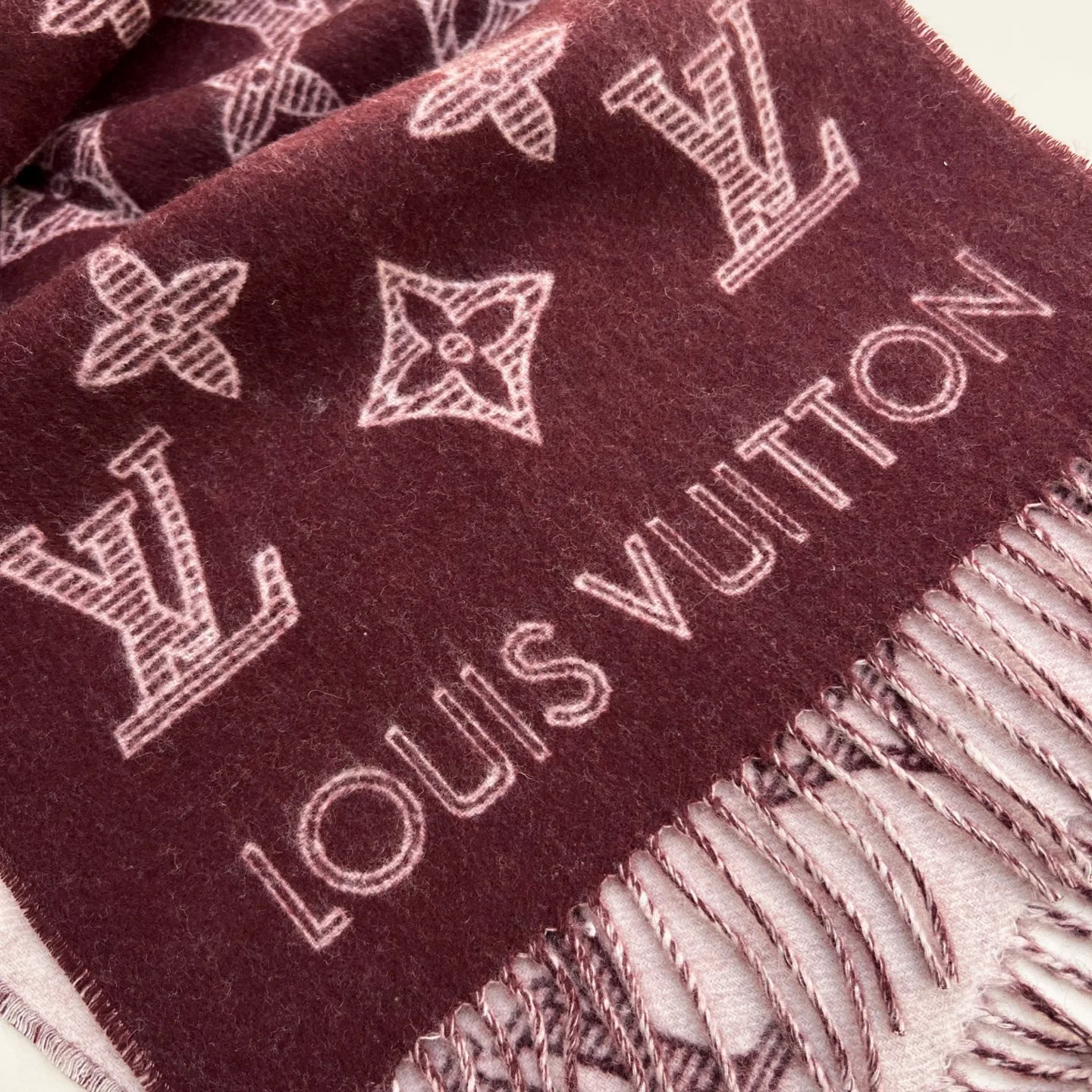 Шарфы Louis Vuitton 5904644