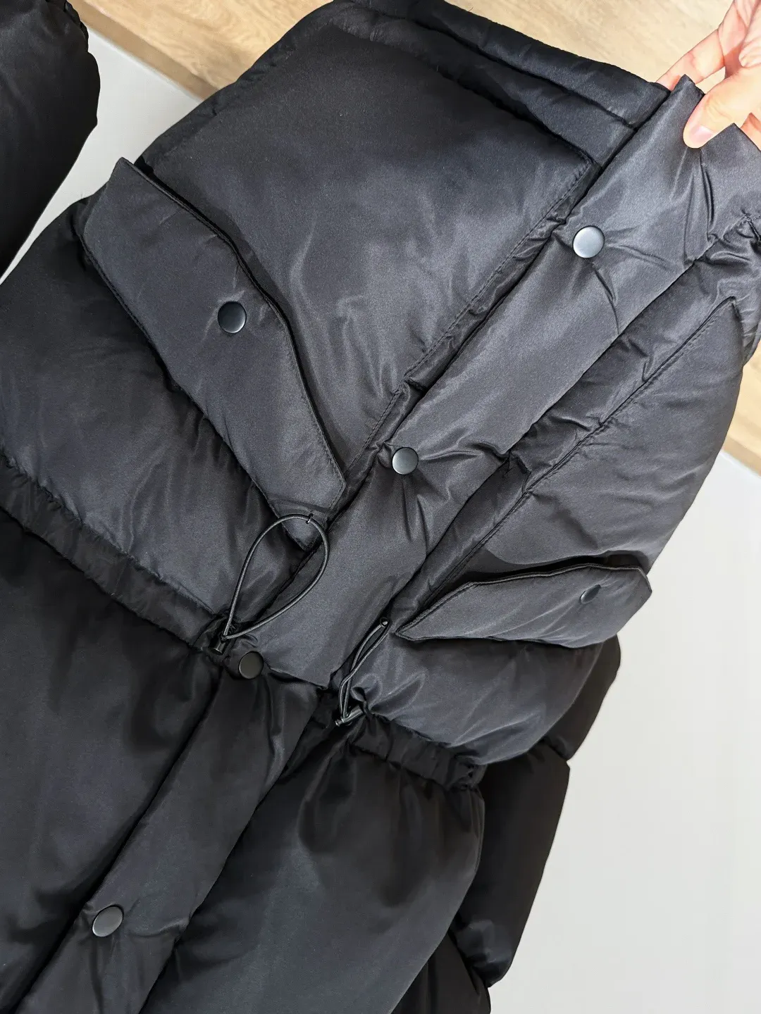 Пуховики Женские Miu Miu 342880