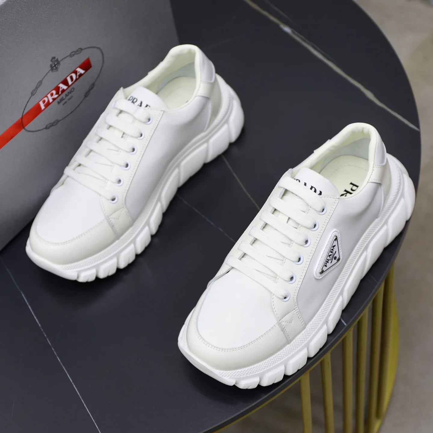 Кроссовки Мужские Prada 11490434