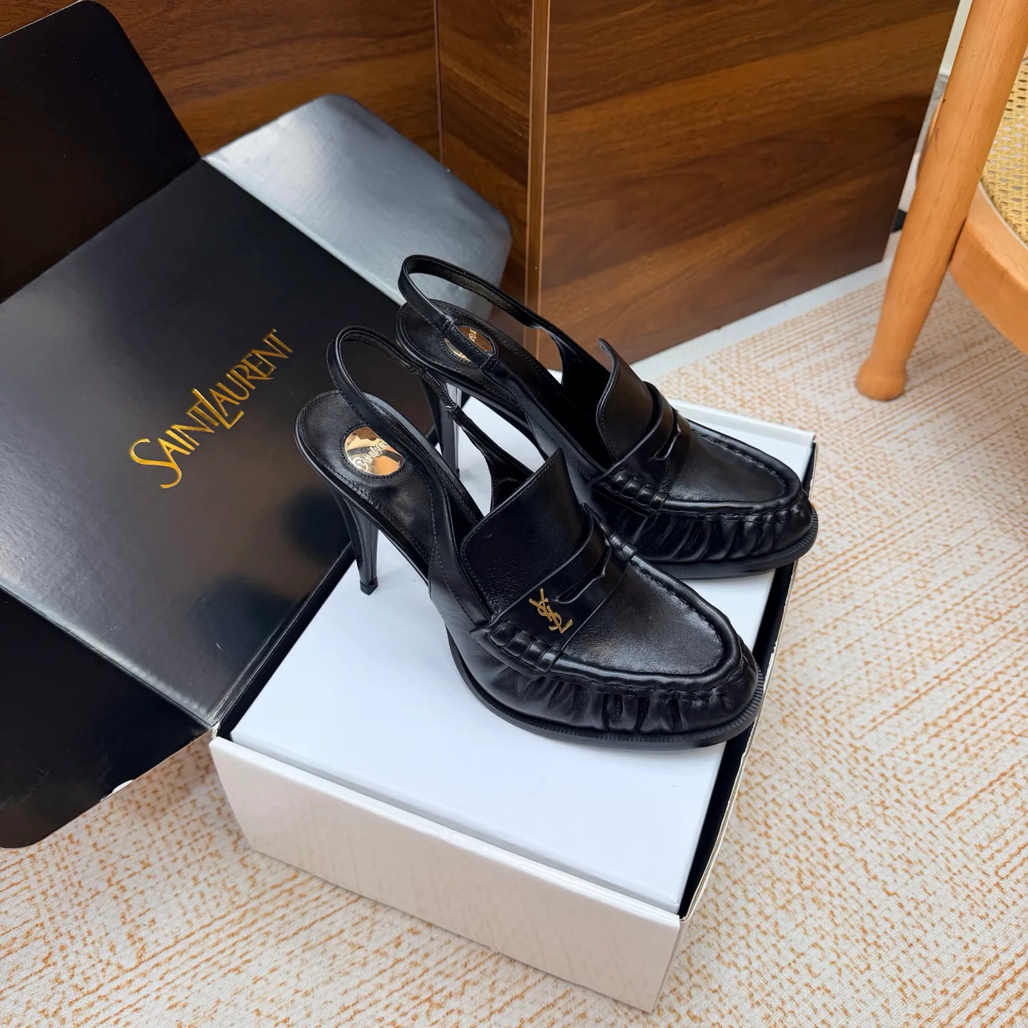 Лоферы И Мокасины Женские Saint Laurent 19080224