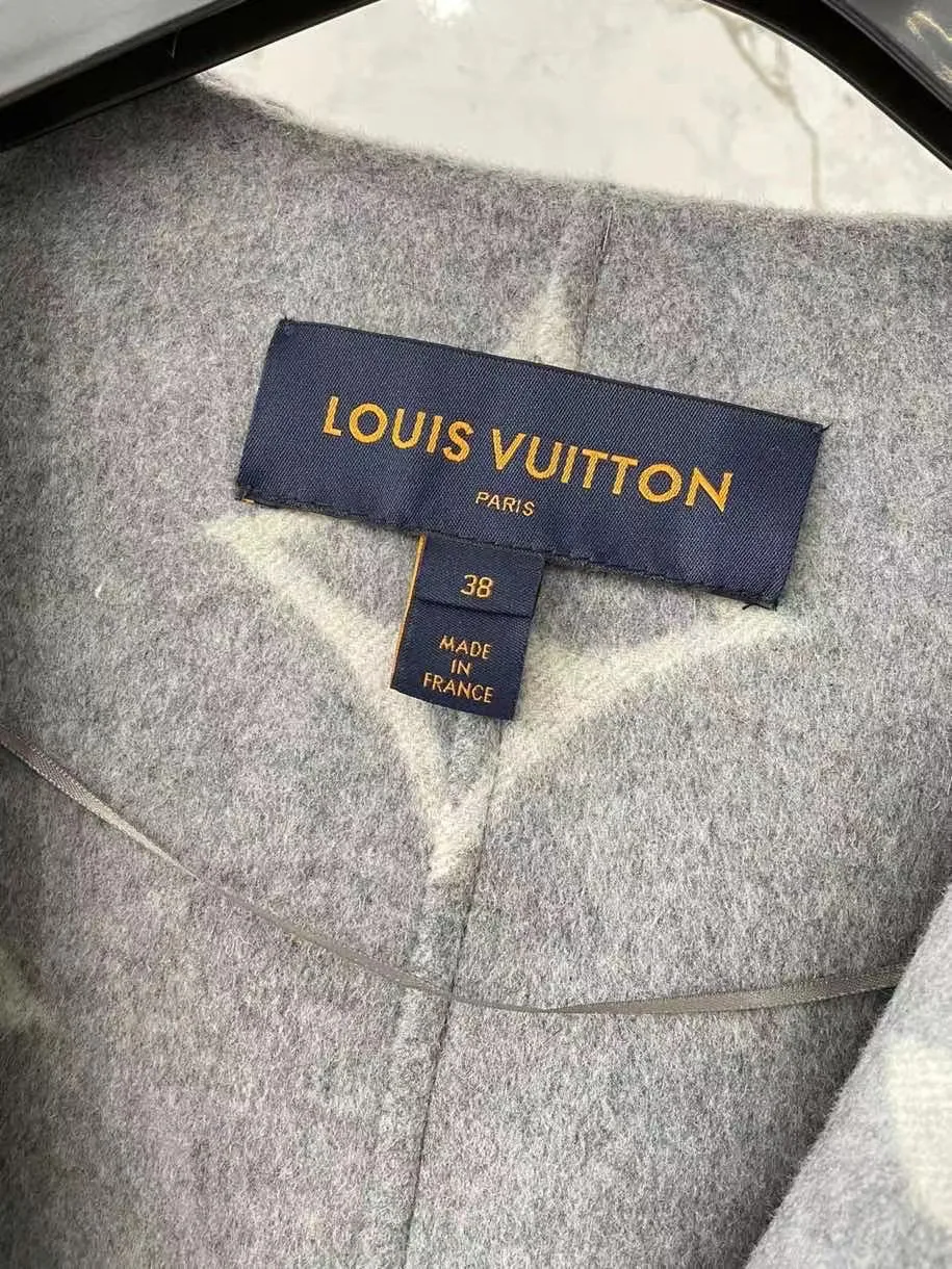 Пальто Женские Louis Vuitton 17998824