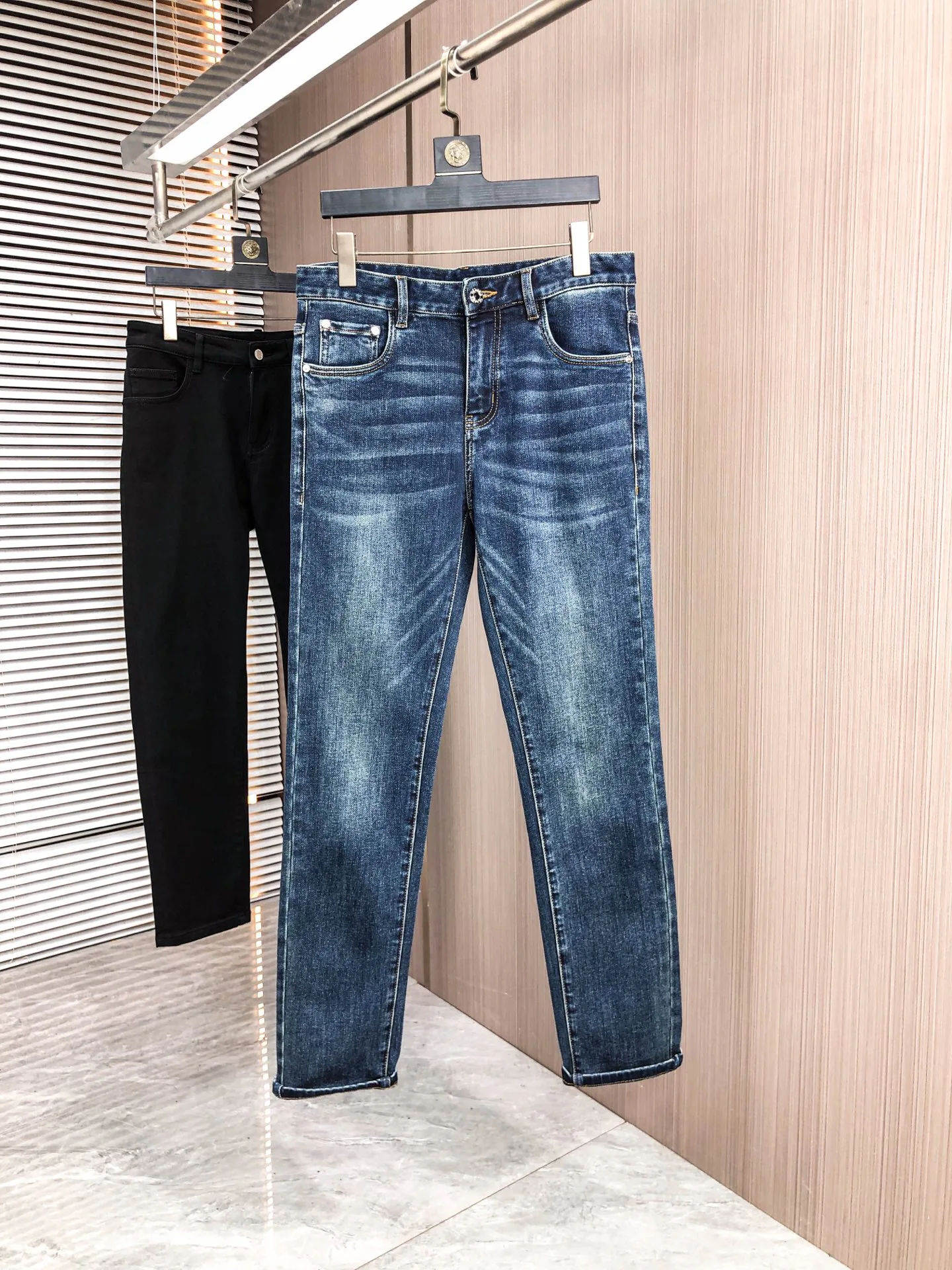 Джинсы Мужские Dolce & Gabbana 10186900