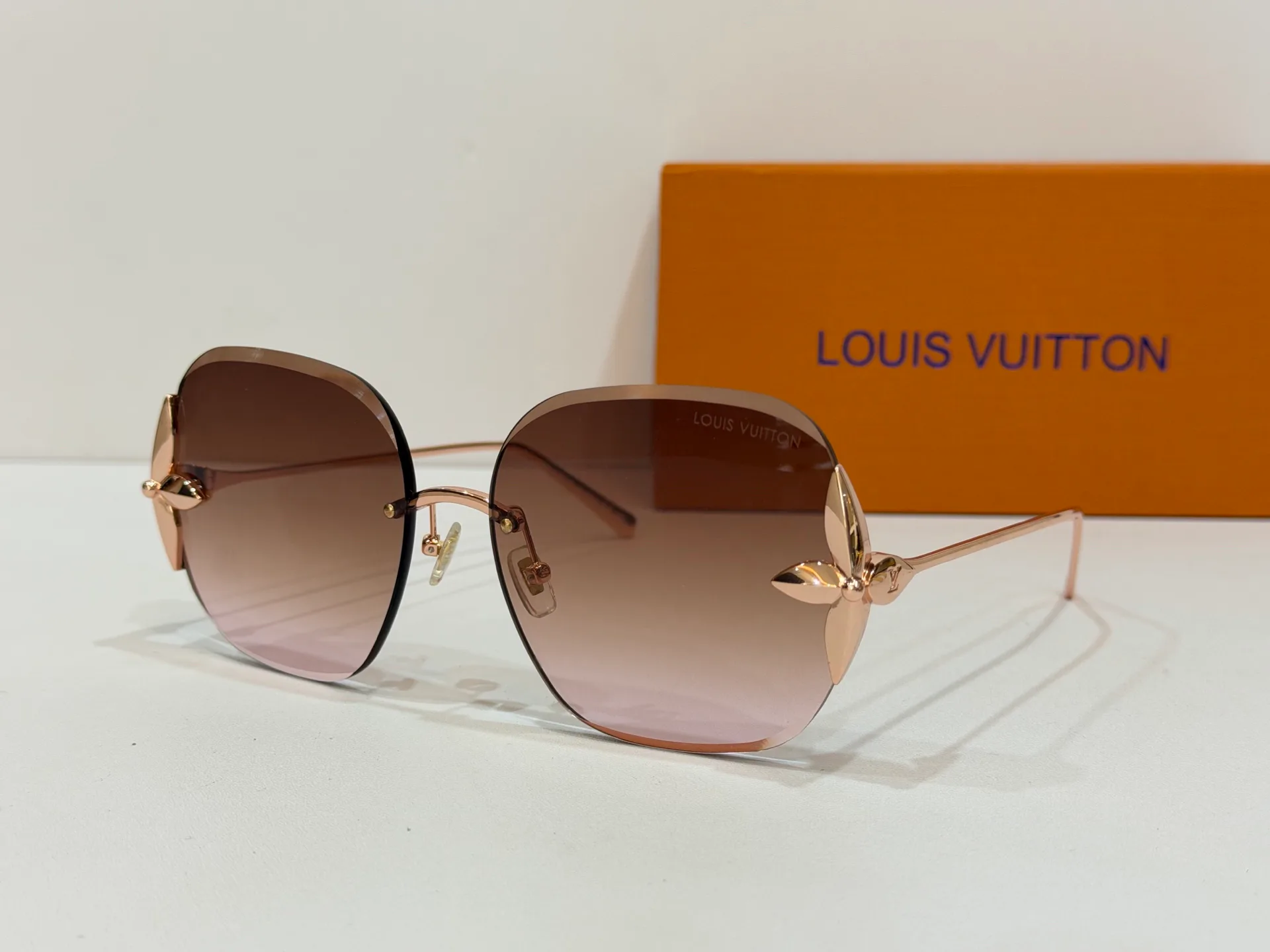 Очки Louis Vuitton 14321646