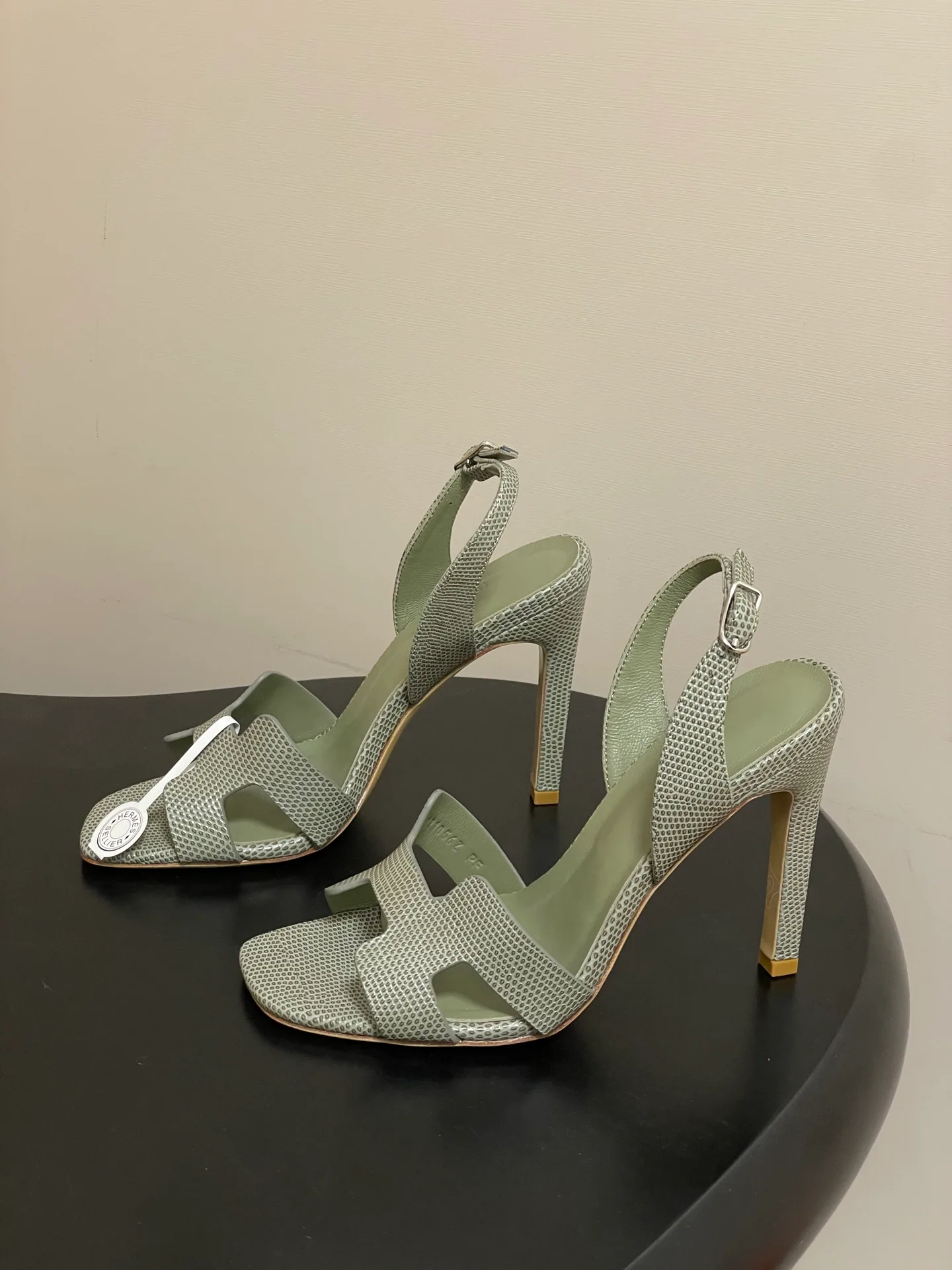 Босоножки Женские Hermes 9006938