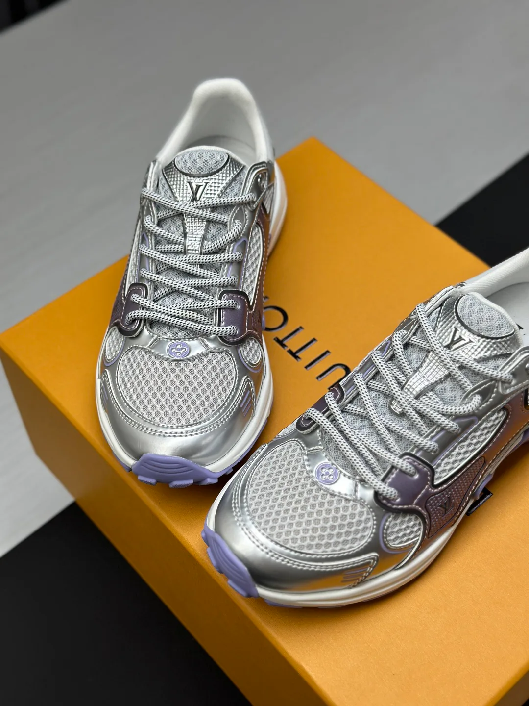 Кроссовки Мужские Louis Vuitton 153040